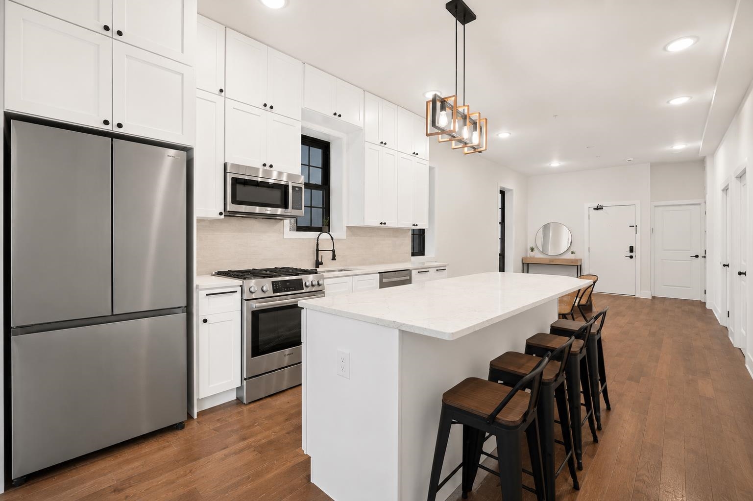 547 PALISADE AVE #2
