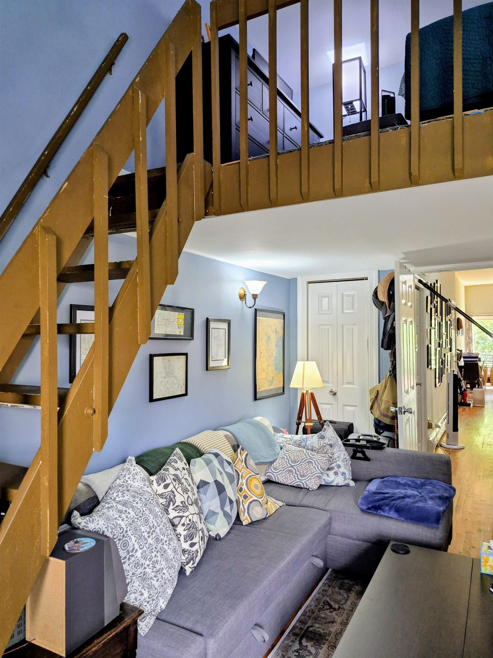247 OGDEN AVE #2R
