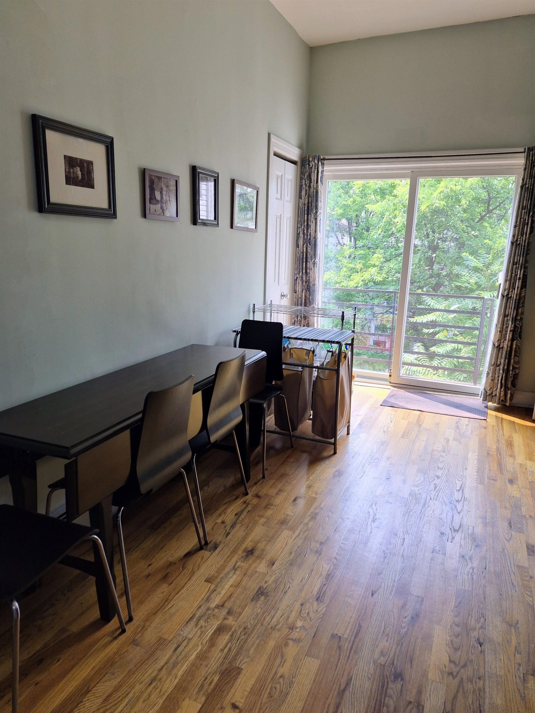 247 OGDEN AVE #2R