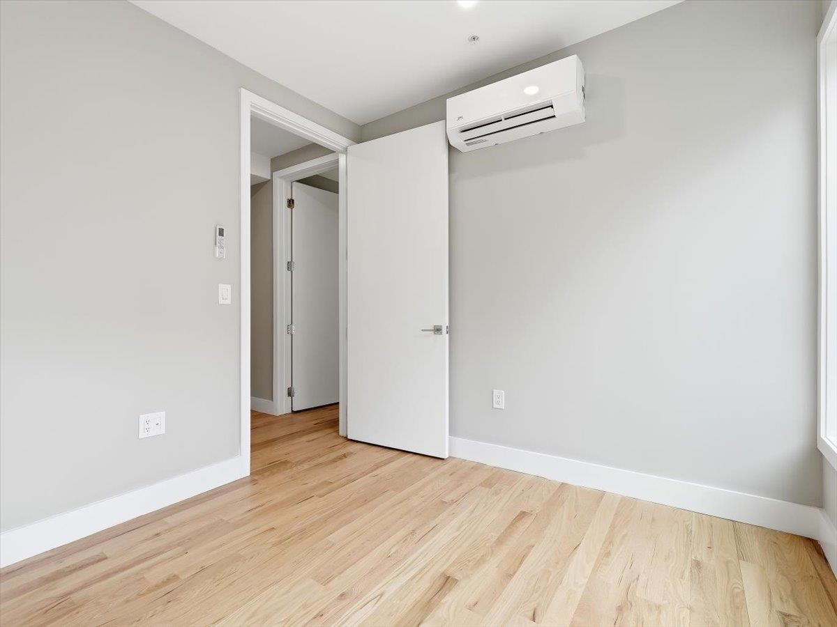 437 OGDEN AVE #2R