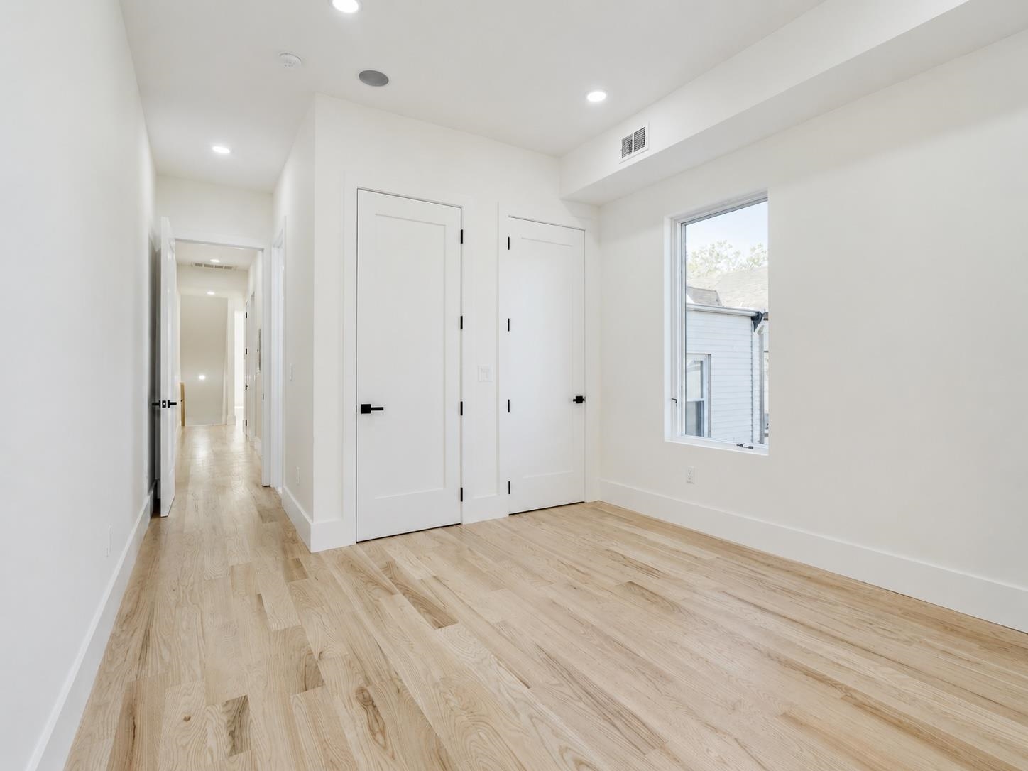 20 VAN NOSTRAND AVE #2