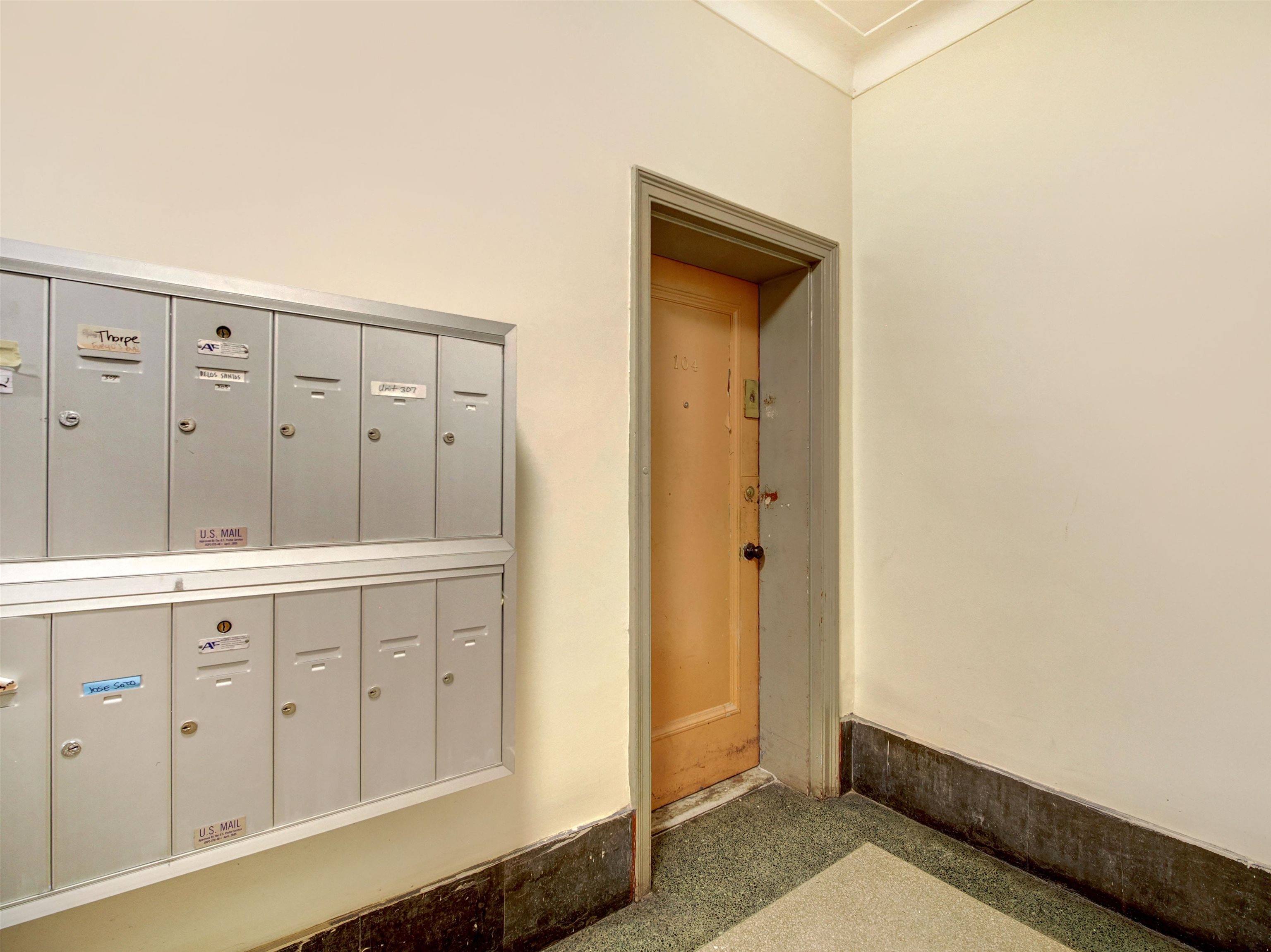 260 HARRISON AVE #104
