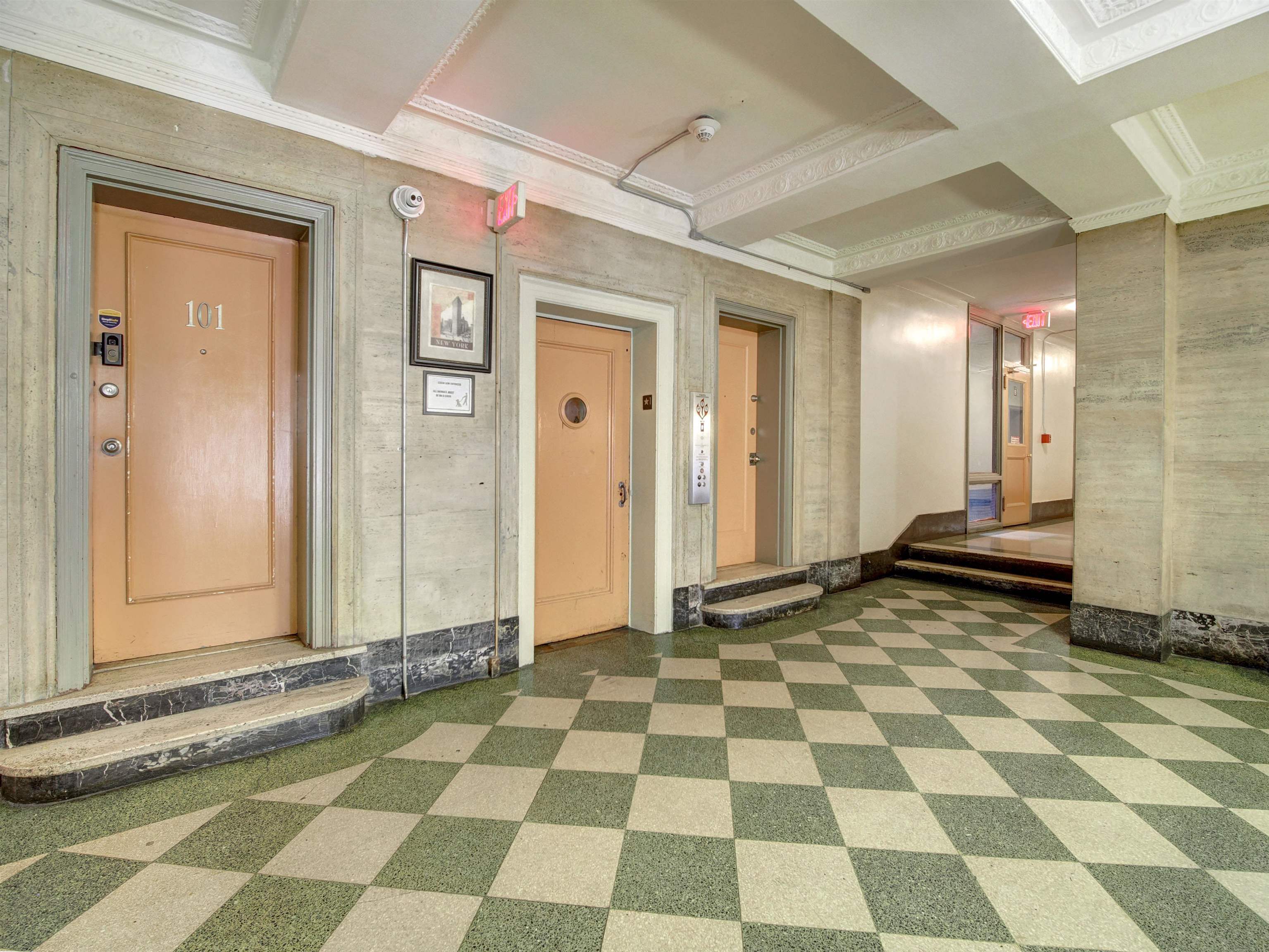 260 HARRISON AVE #104
