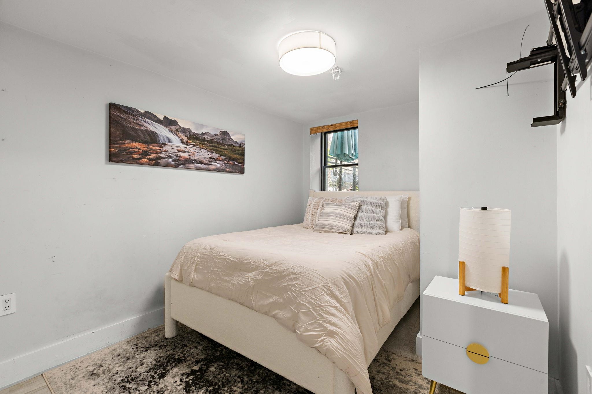 20 JEWETT AVE #1