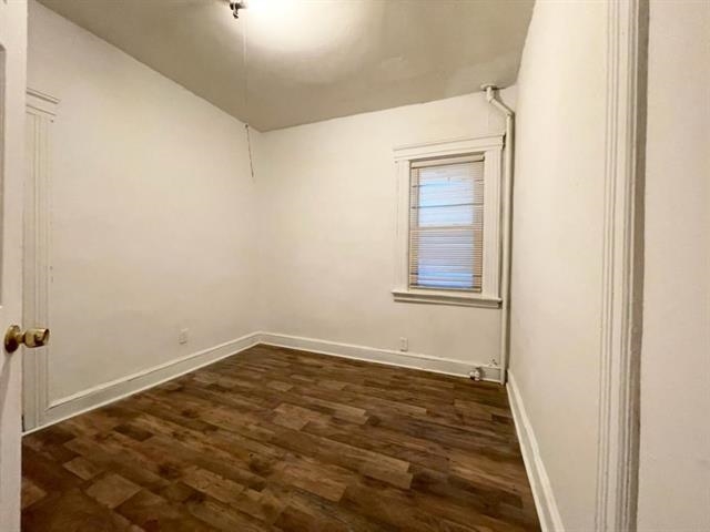 12 VAN WAGENEN AVE