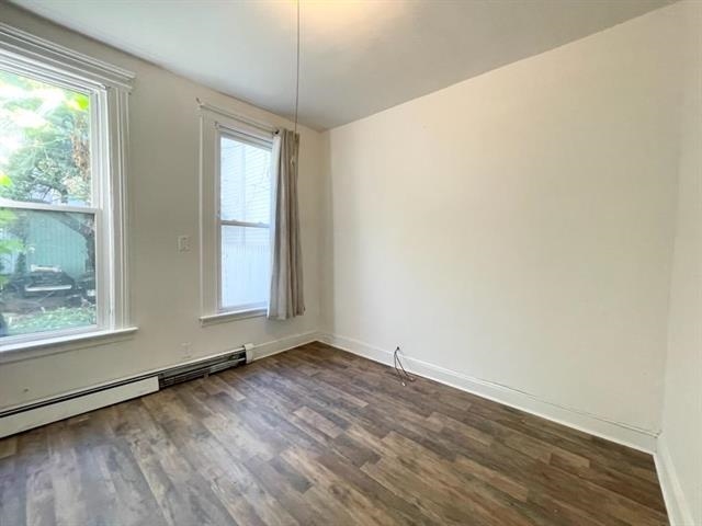 12 VAN WAGENEN AVE