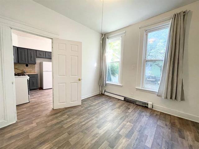 12 VAN WAGENEN AVE