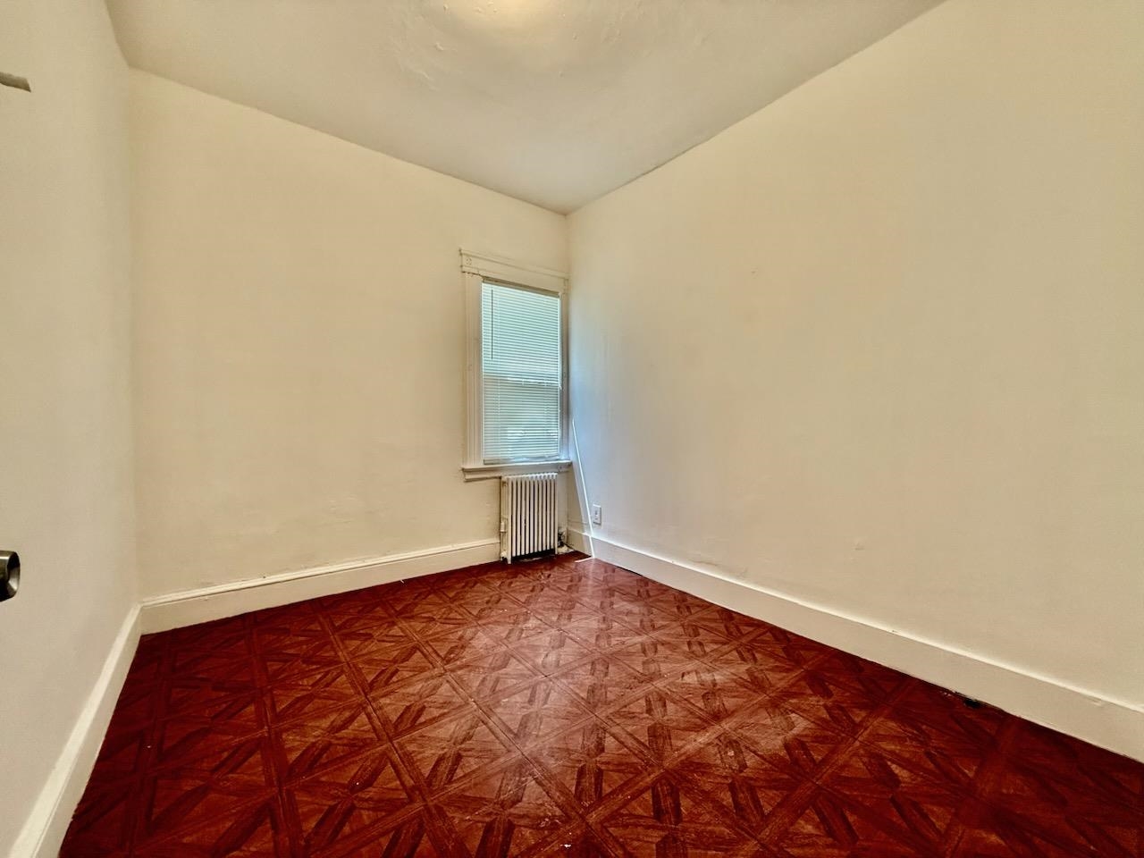 12 VAN WAGENEN AVE