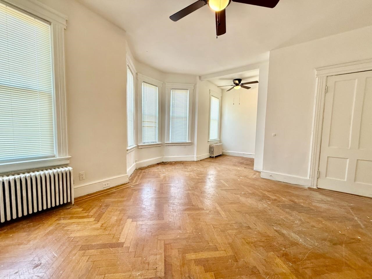 12 VAN WAGENEN AVE