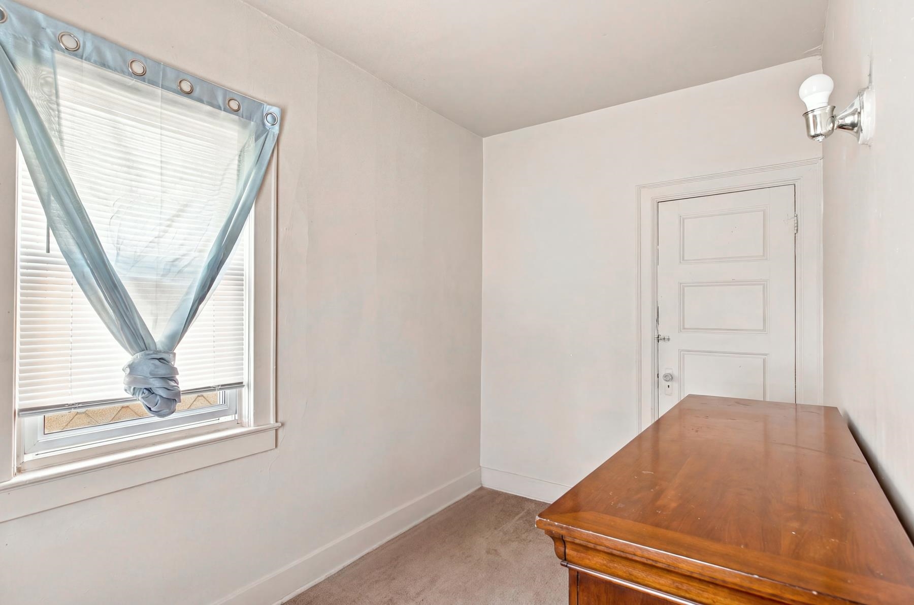 102 CLAREMONT AVE