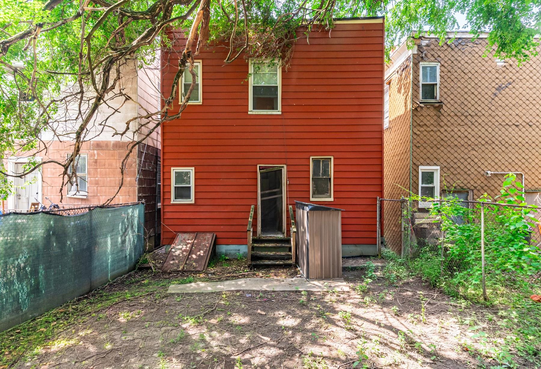 102 CLAREMONT AVE