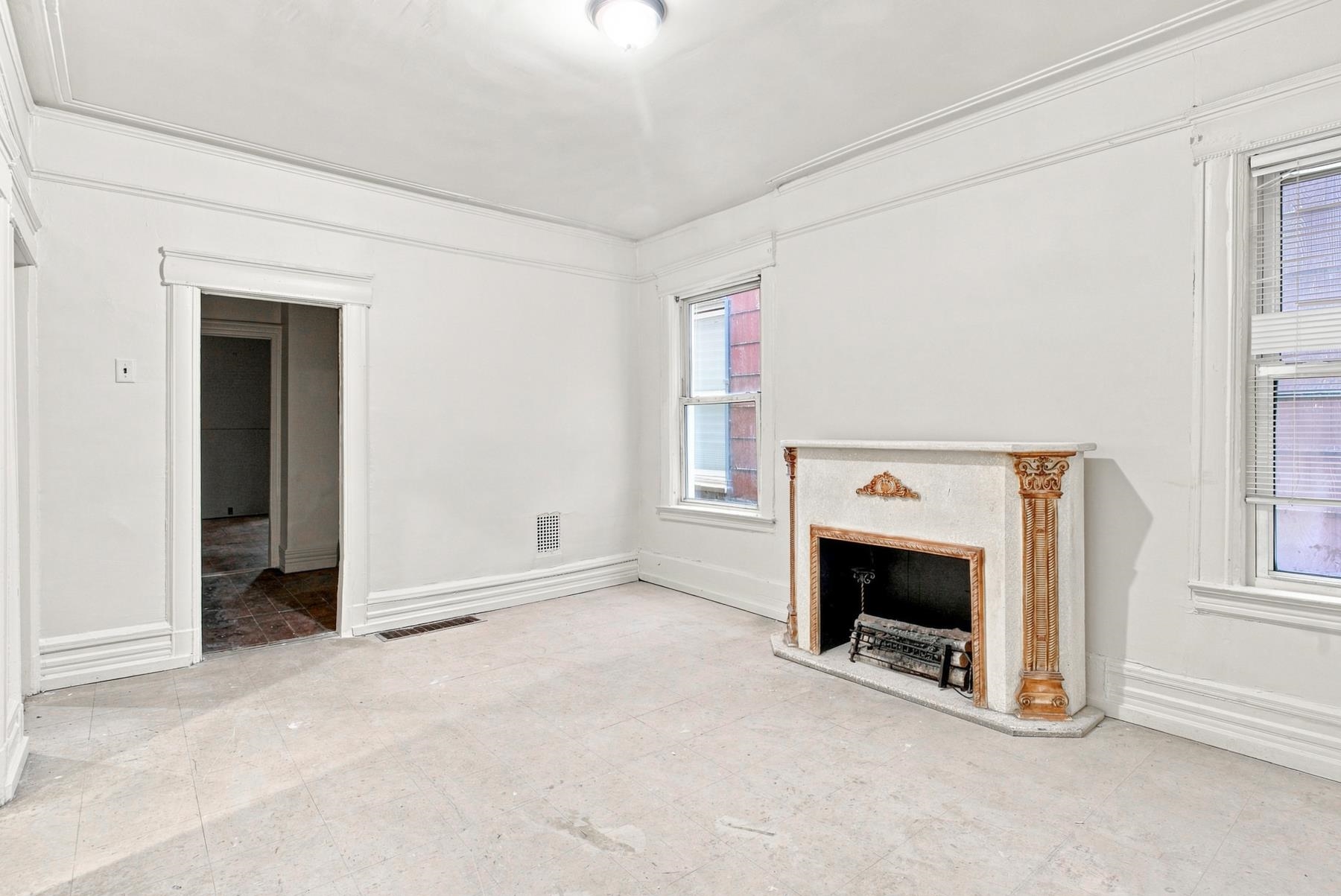 102 CLAREMONT AVE - Photo 5