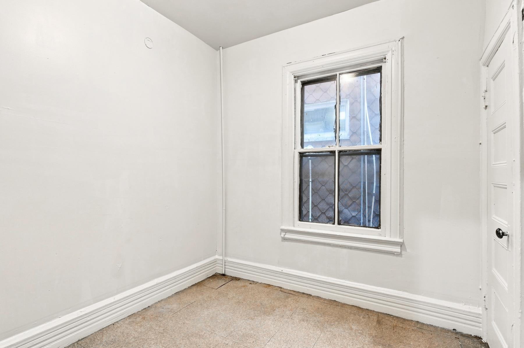 102 CLAREMONT AVE