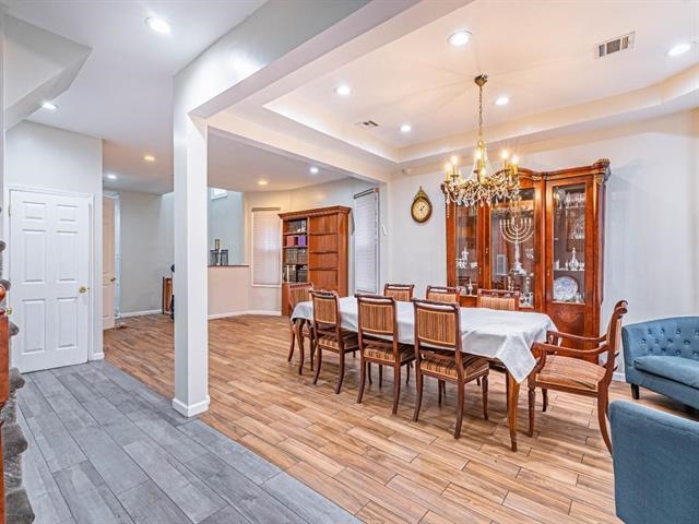 34 WEGMAN PARKWAY - Photo 2