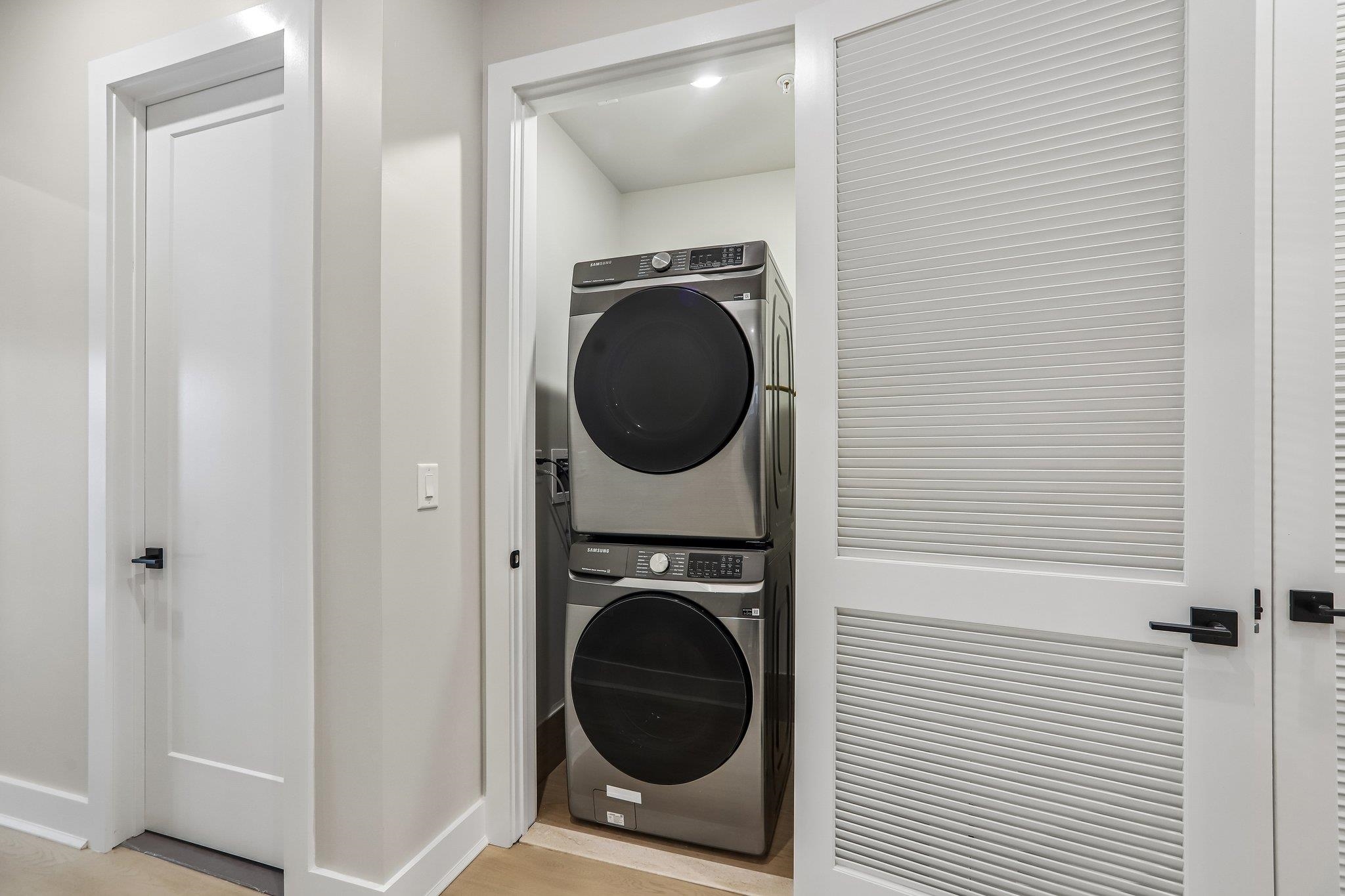 78 ZABRISKIE ST #2