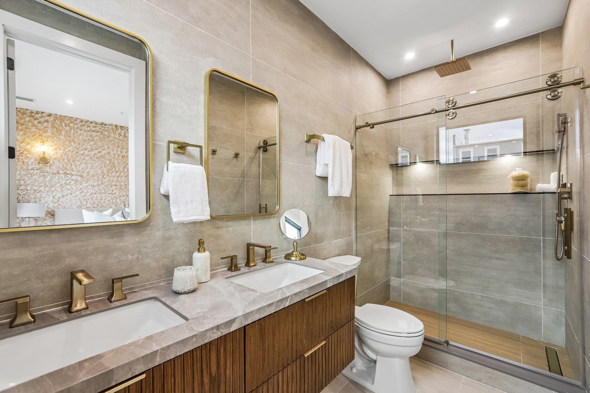 78 ZABRISKIE ST #2