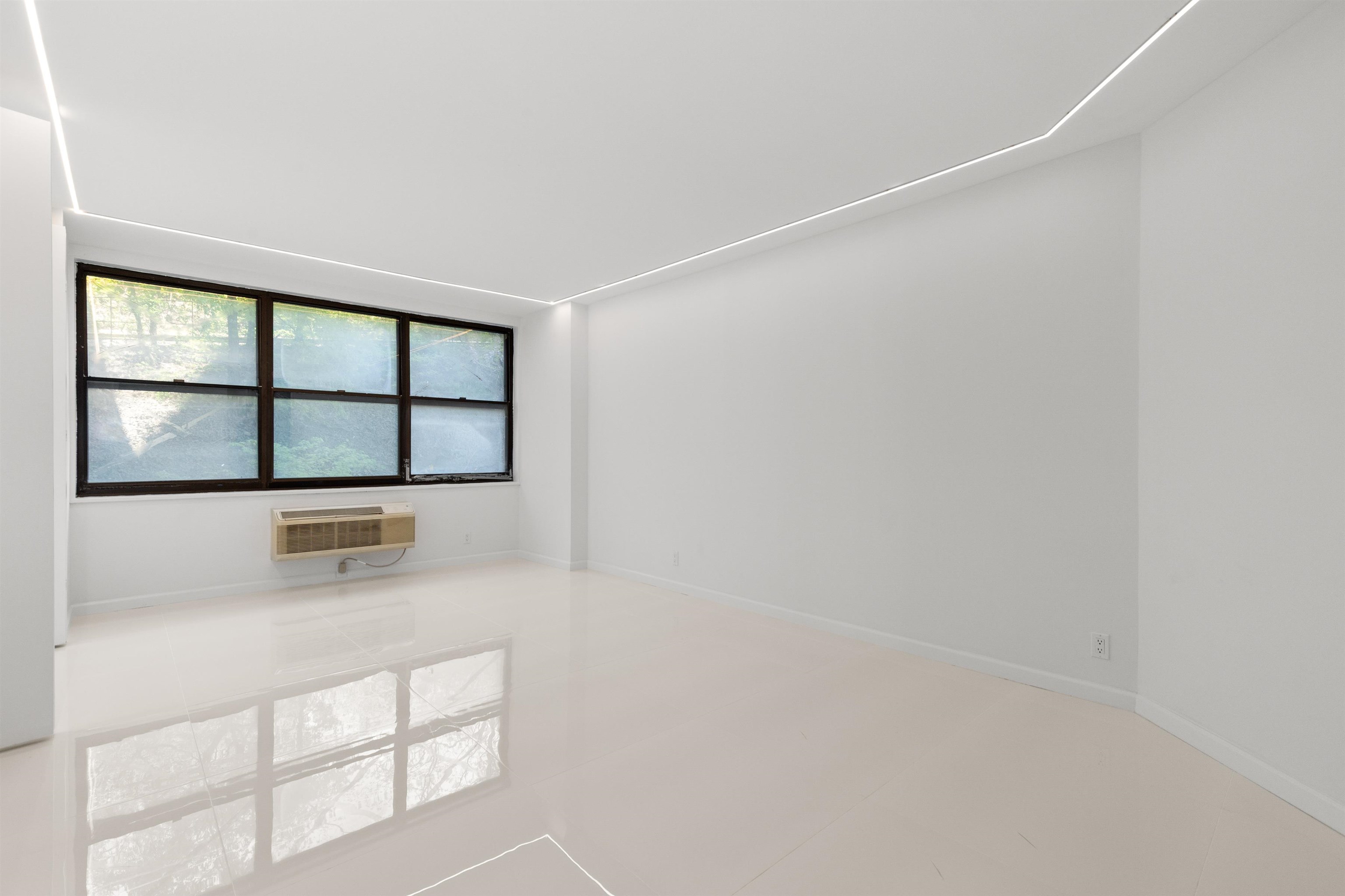 7004 BLVD EAST #9A