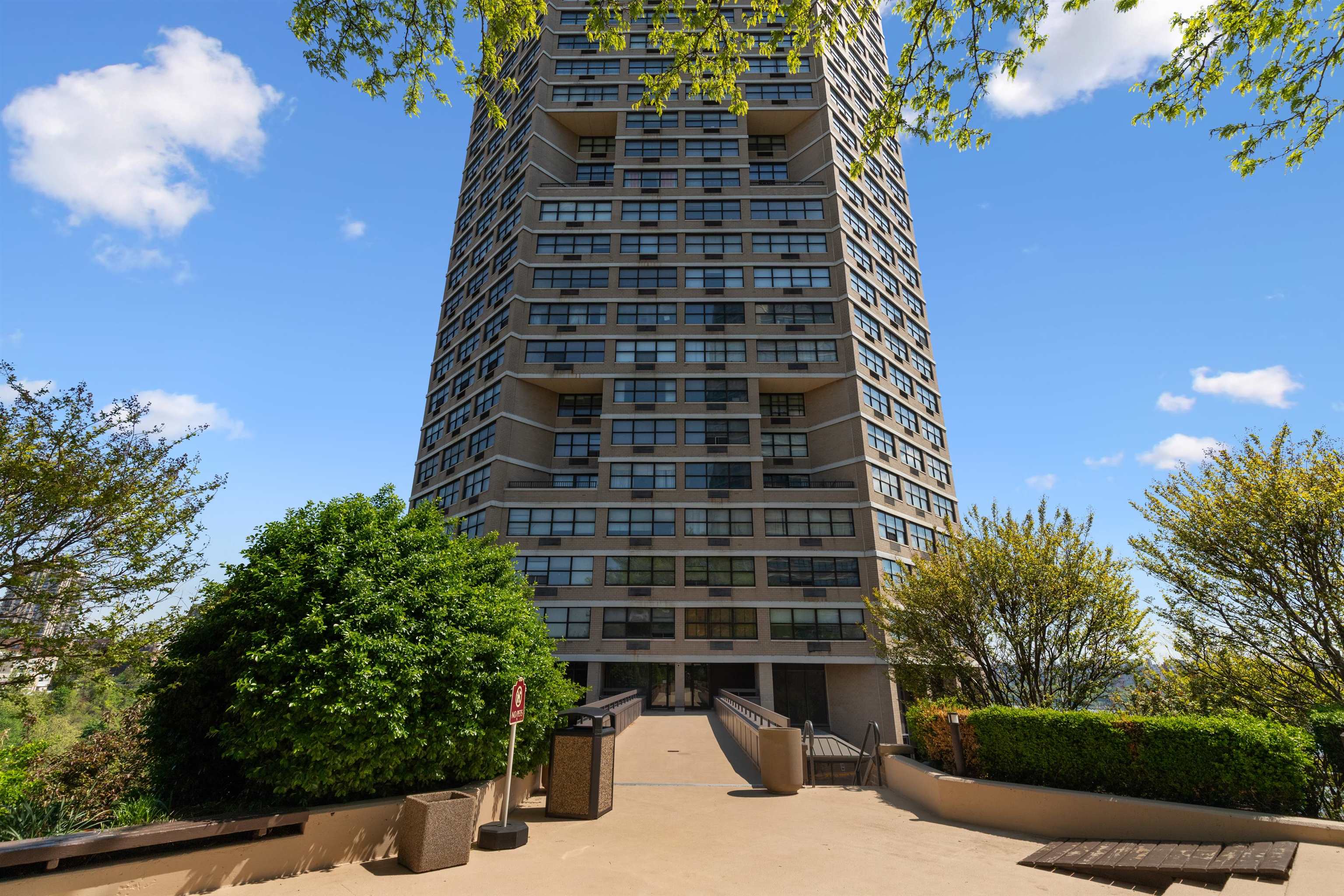 7004 BLVD EAST #9A