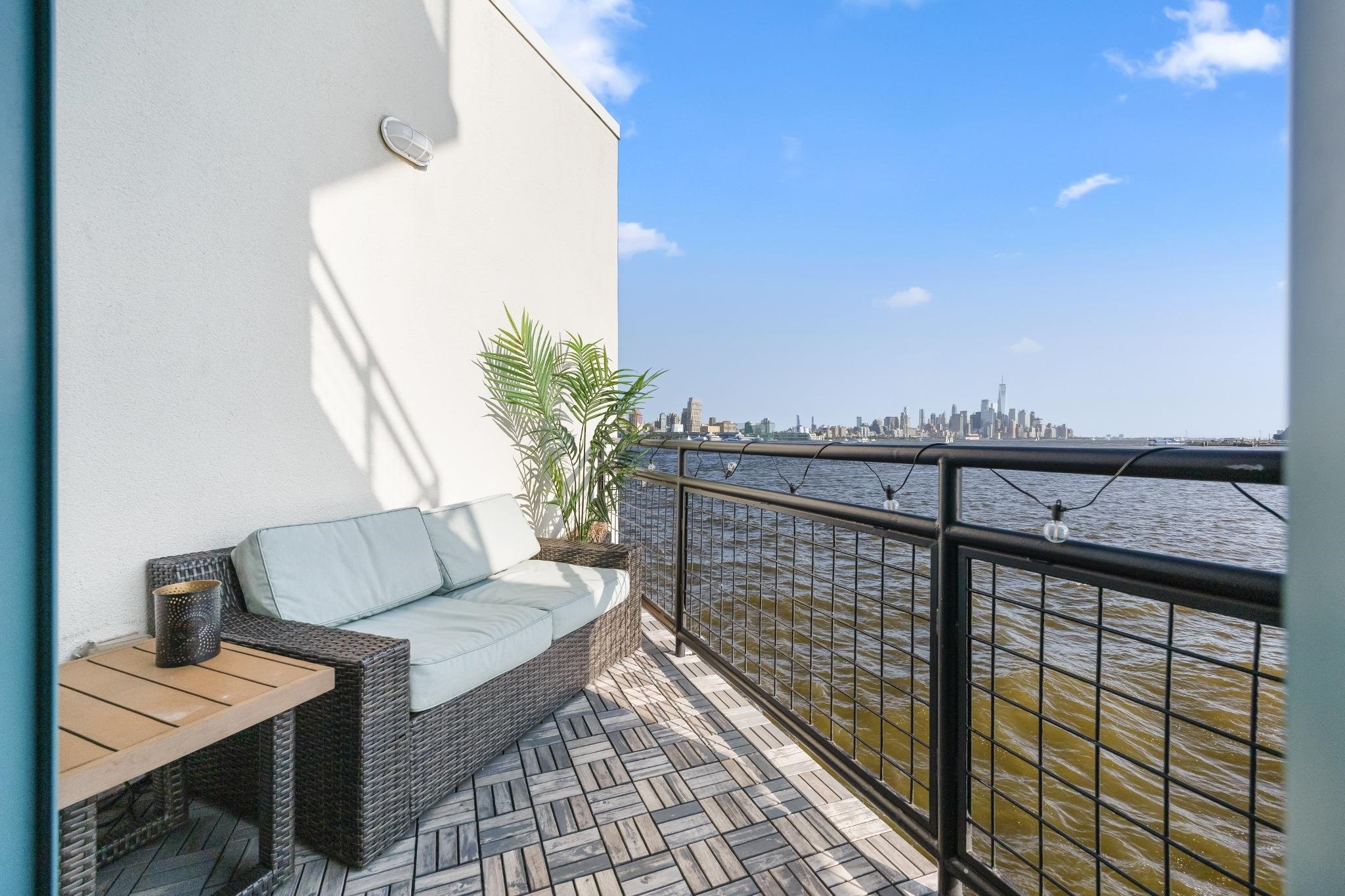 600 HARBOR BLVD - Photo 2