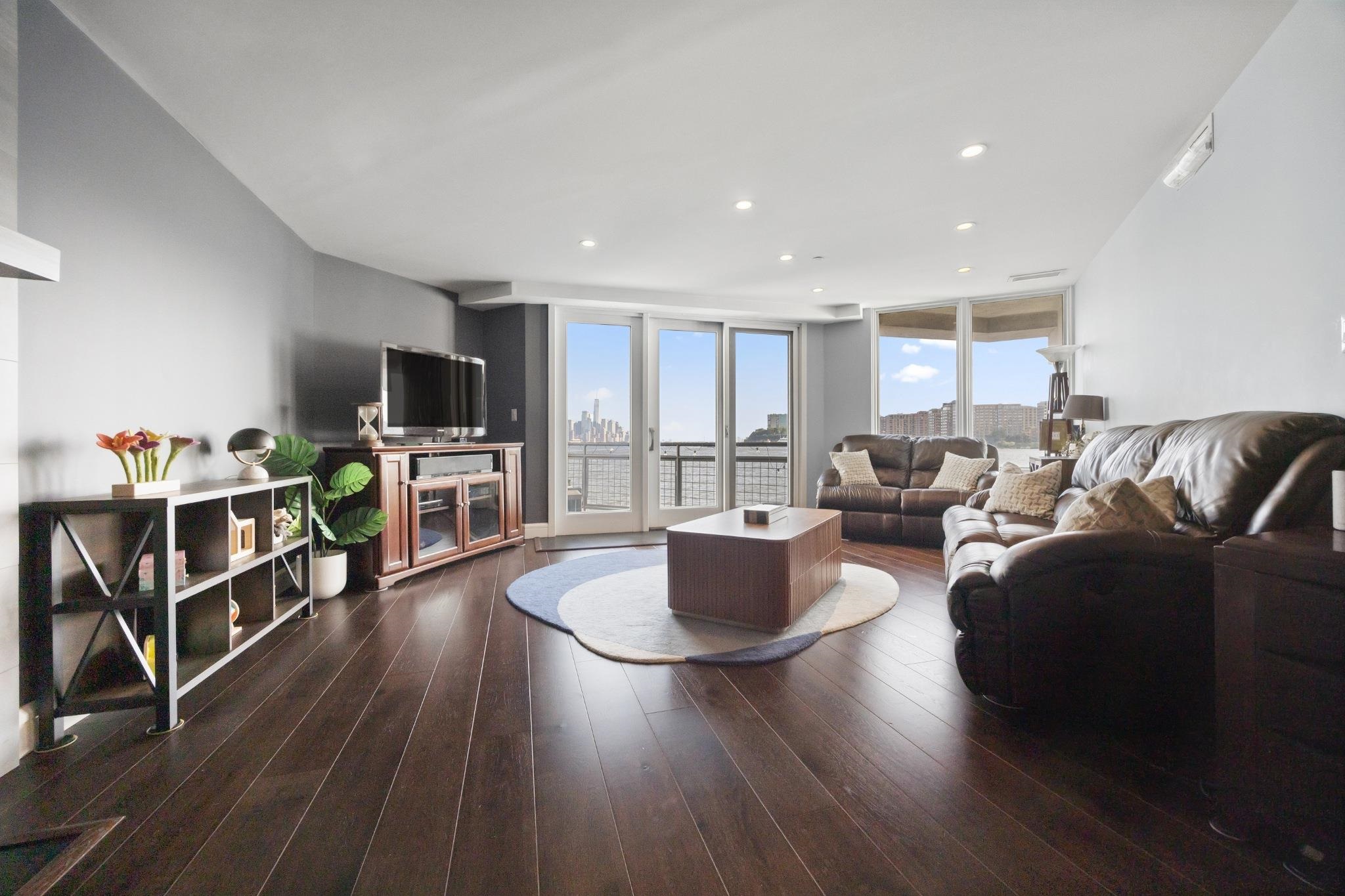 600 HARBOR BLVD - Photo 4