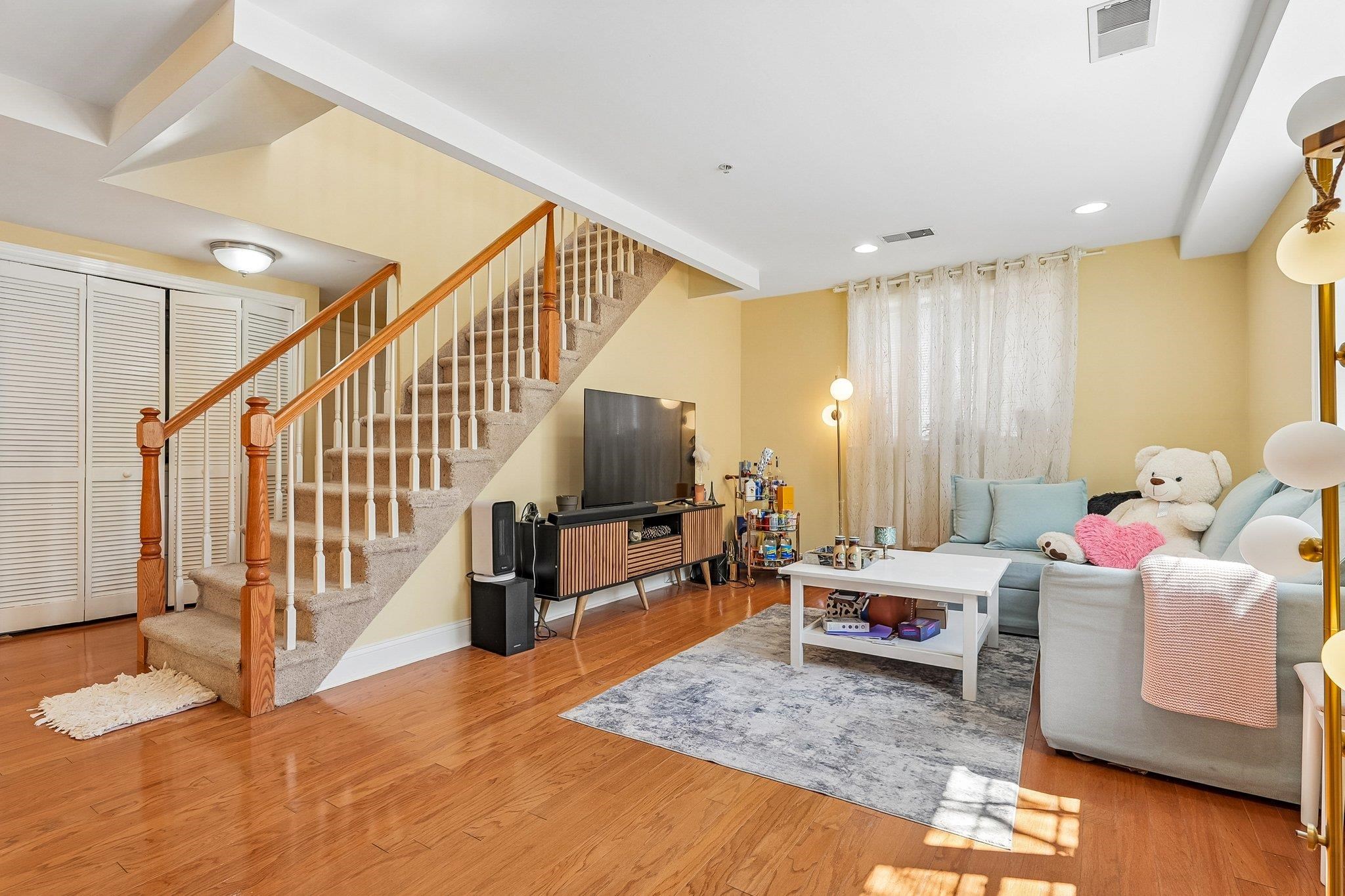 200 DEY ST #231