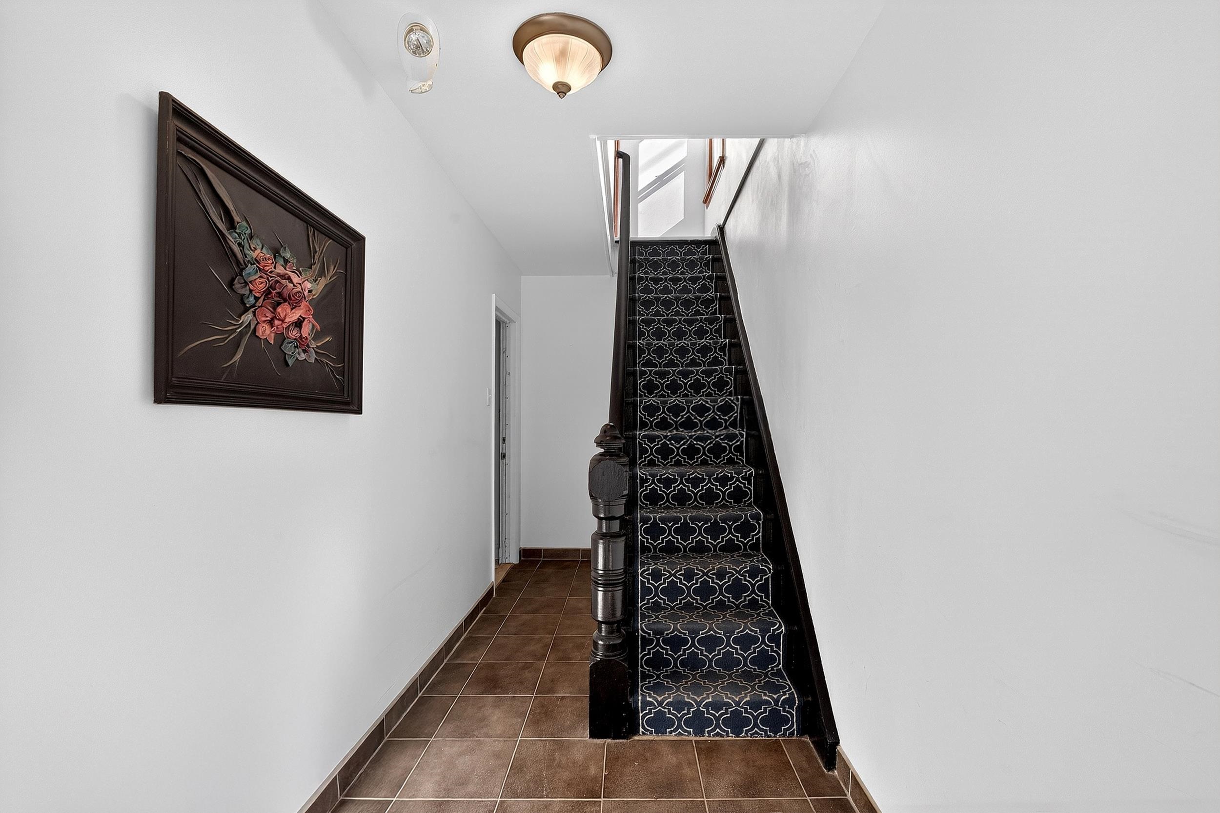 27 MECHANIC ST - Photo 3
