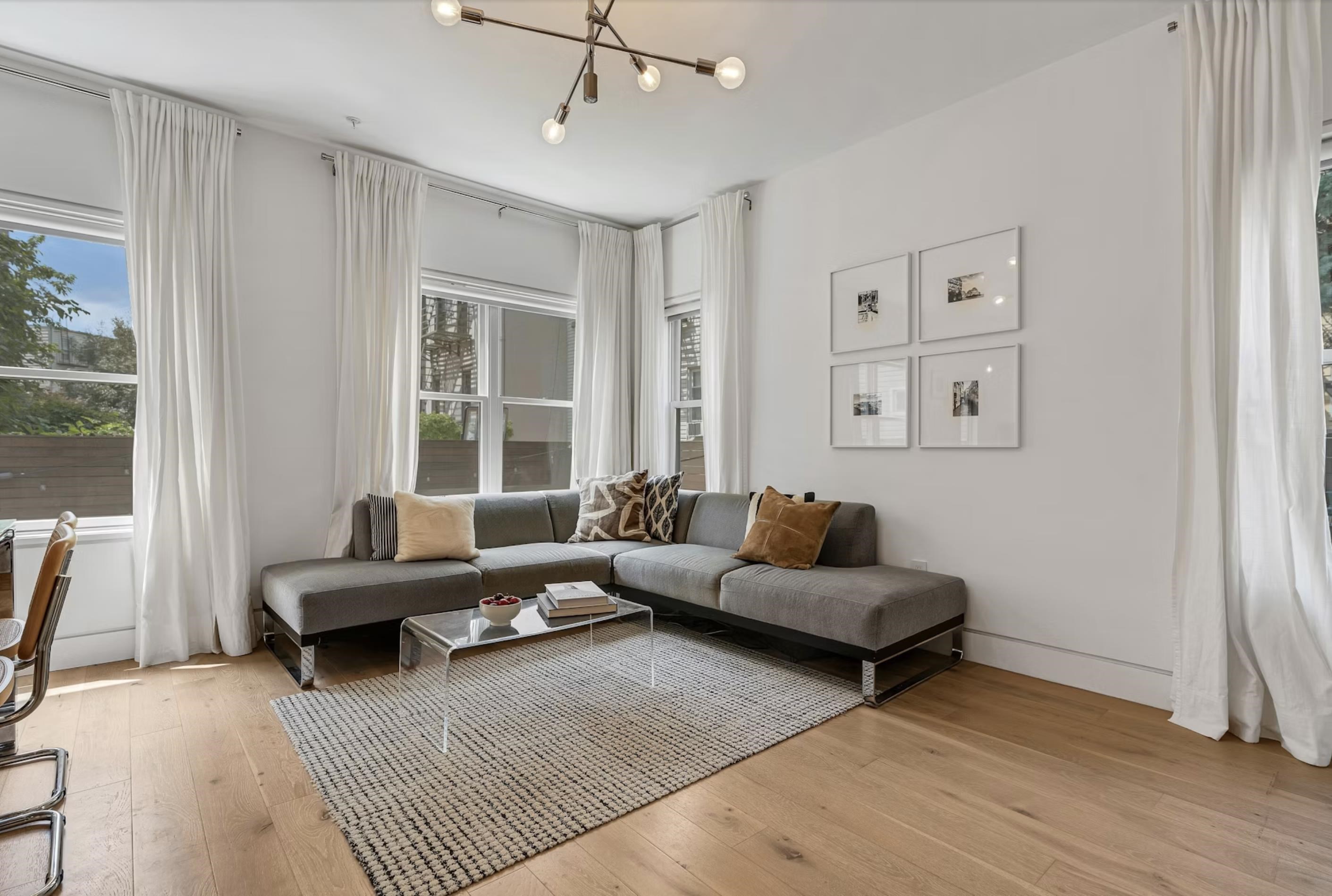 415 MONMOUTH ST - Photo 2