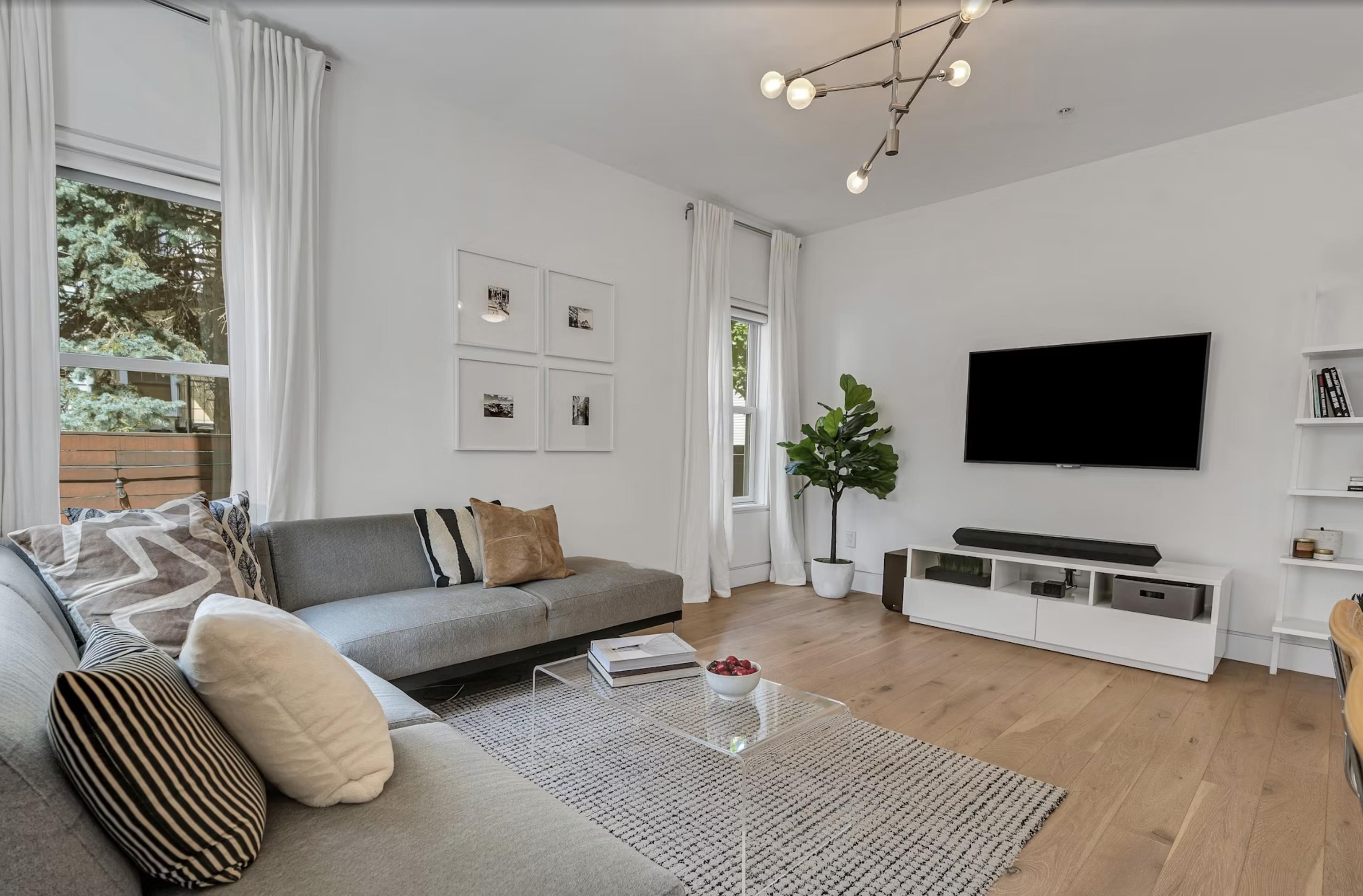 415 MONMOUTH ST - Photo 3