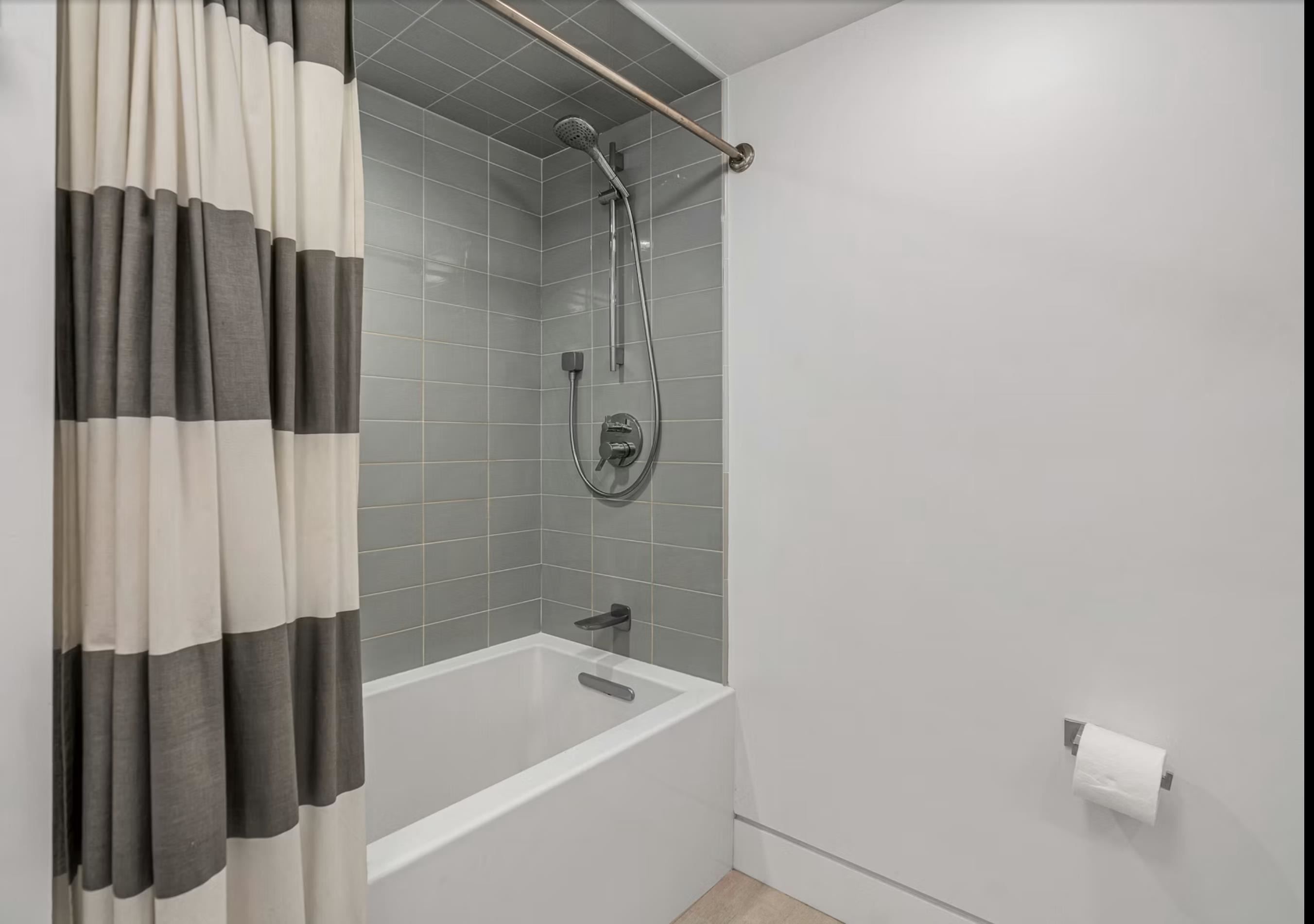 415 MONMOUTH ST #1