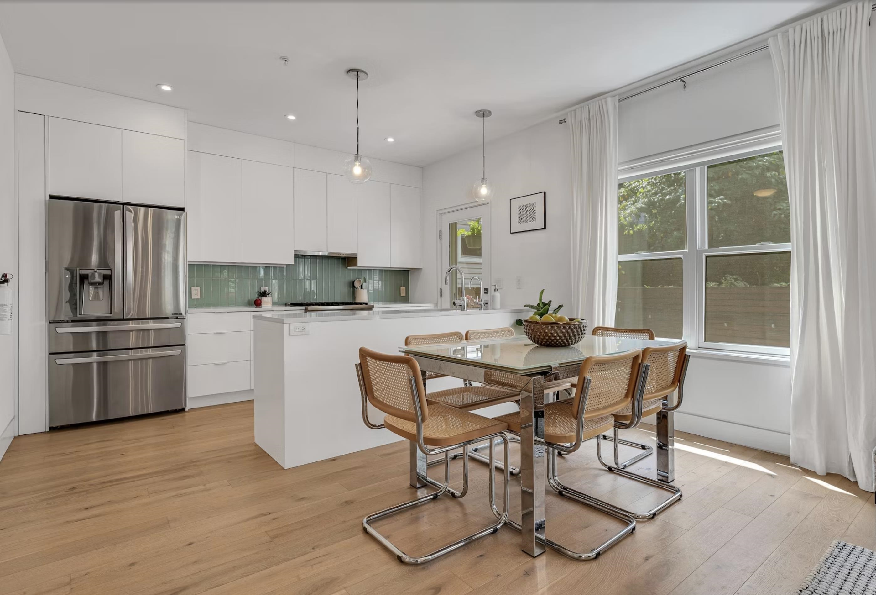 415 MONMOUTH ST - Photo 5