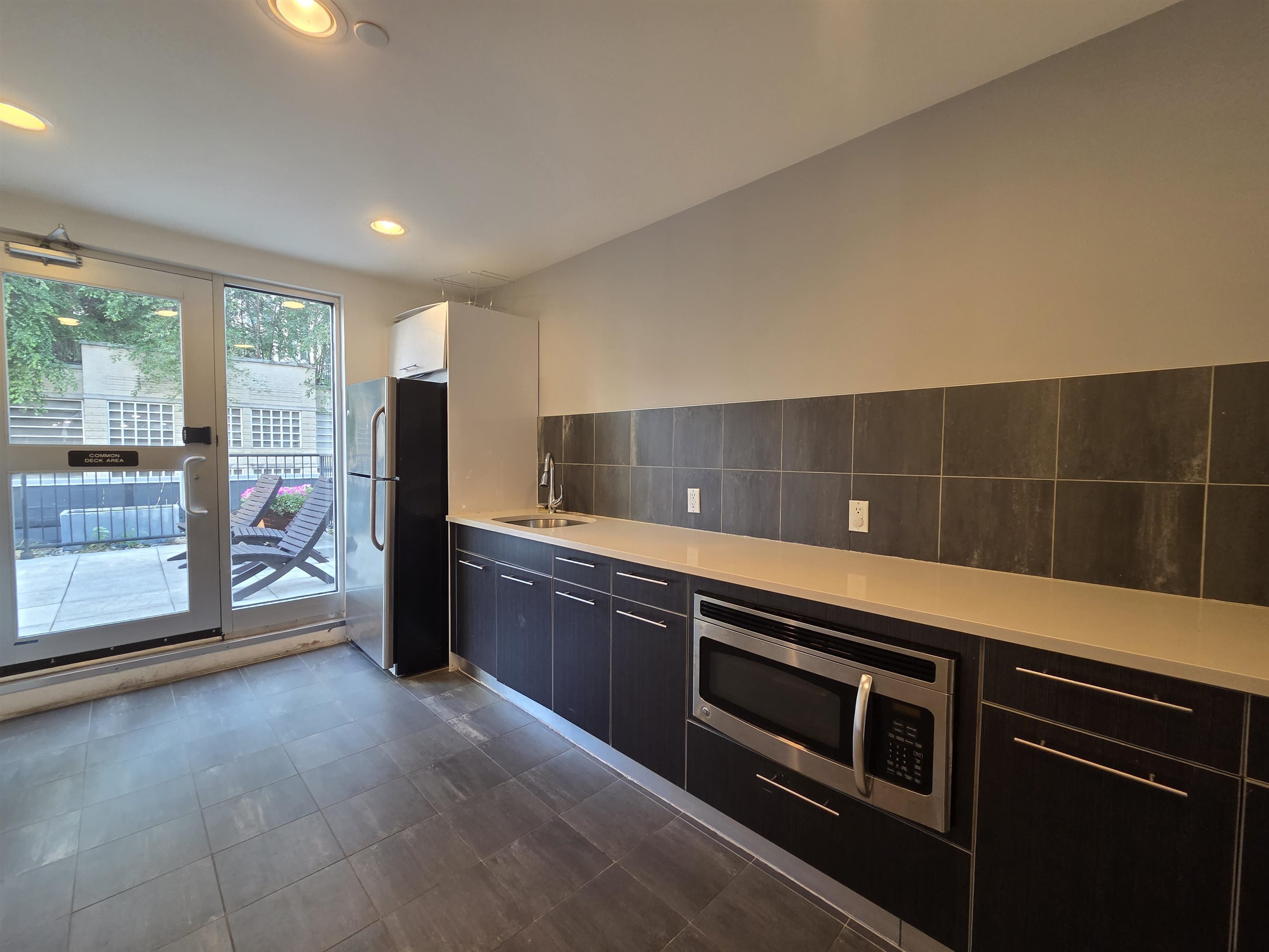 154 STEUBEN ST - Photo 5