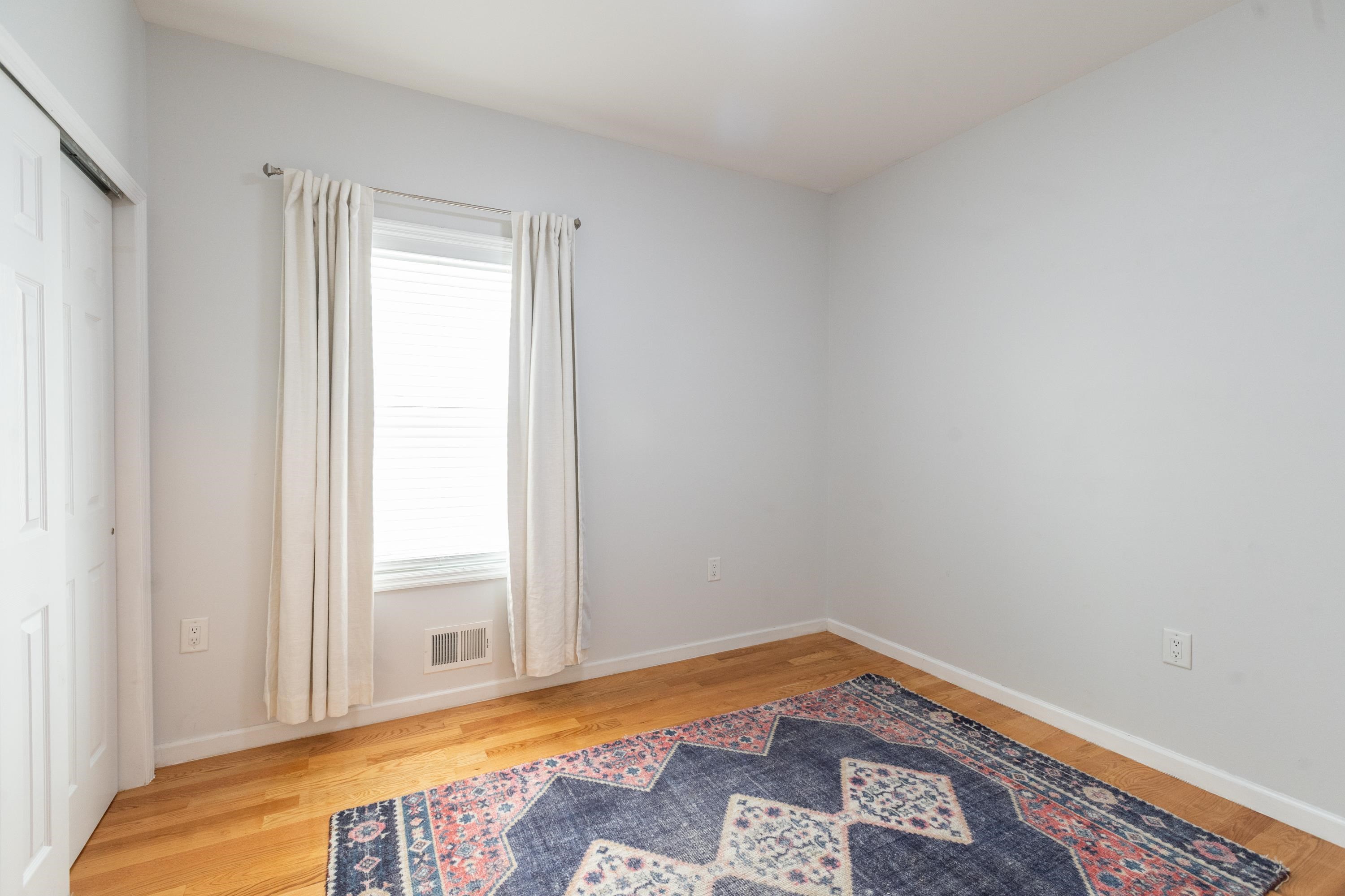 55 WAVERLY ST #1