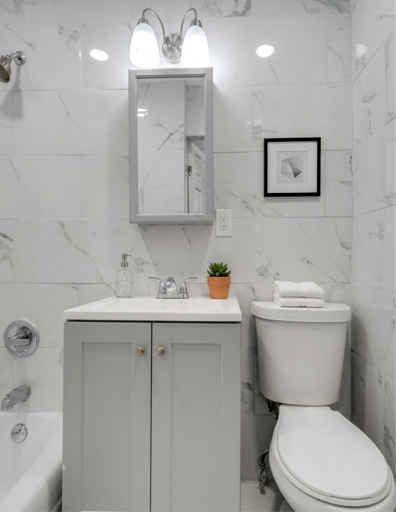 296 EGE AVE - Photo 4