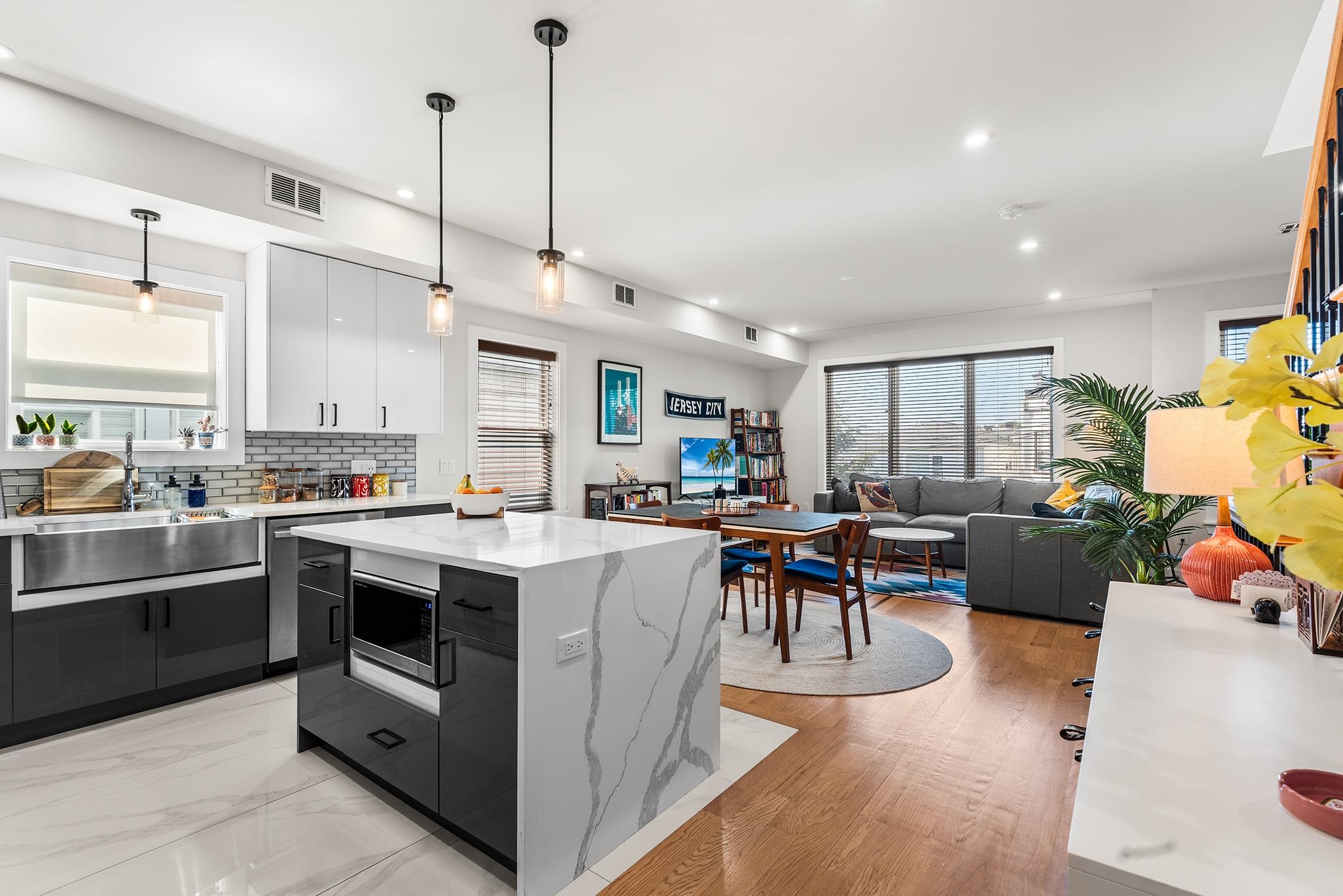 36 LINCOLN ST #2