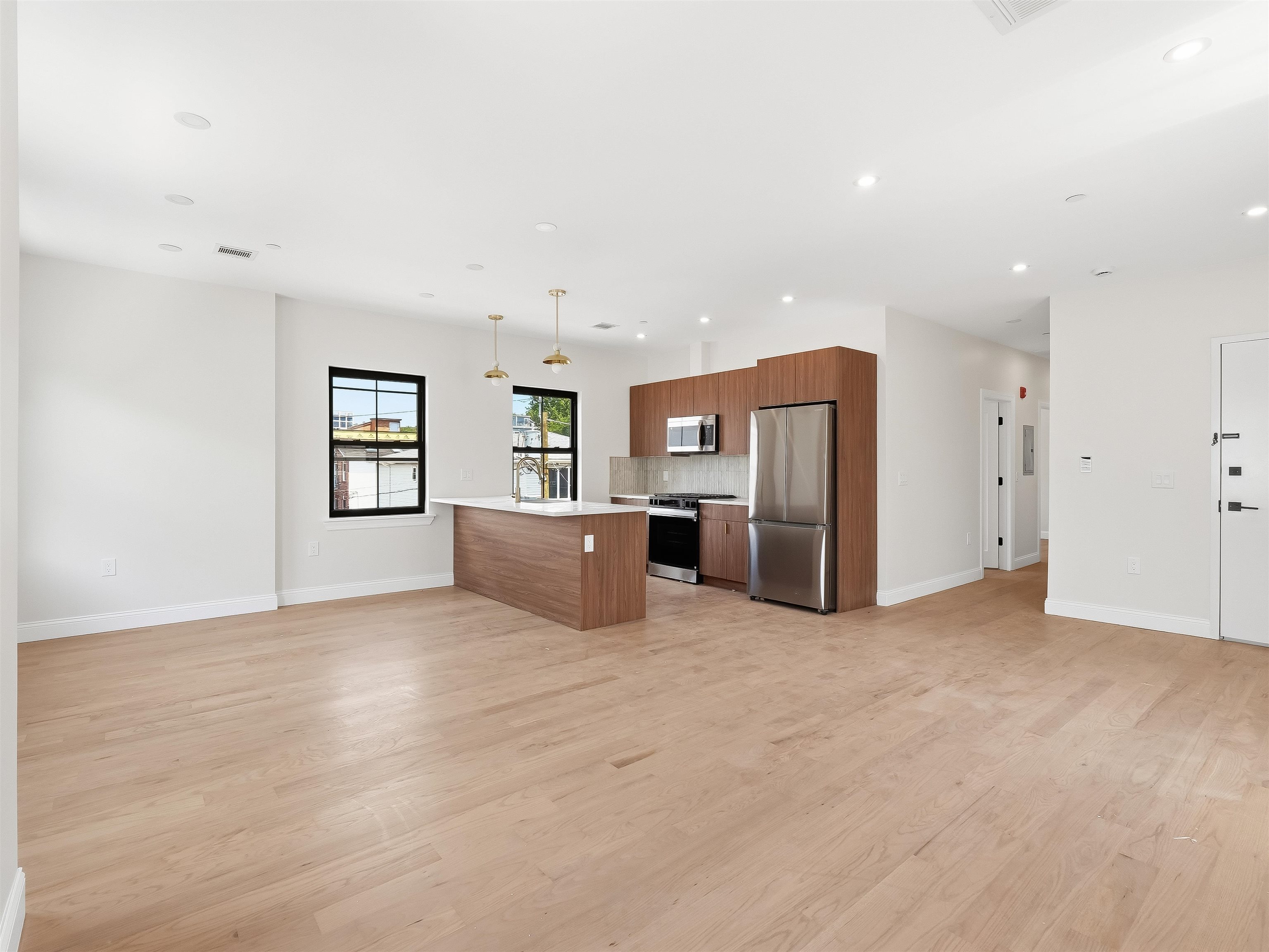 29 WELDON ST #3