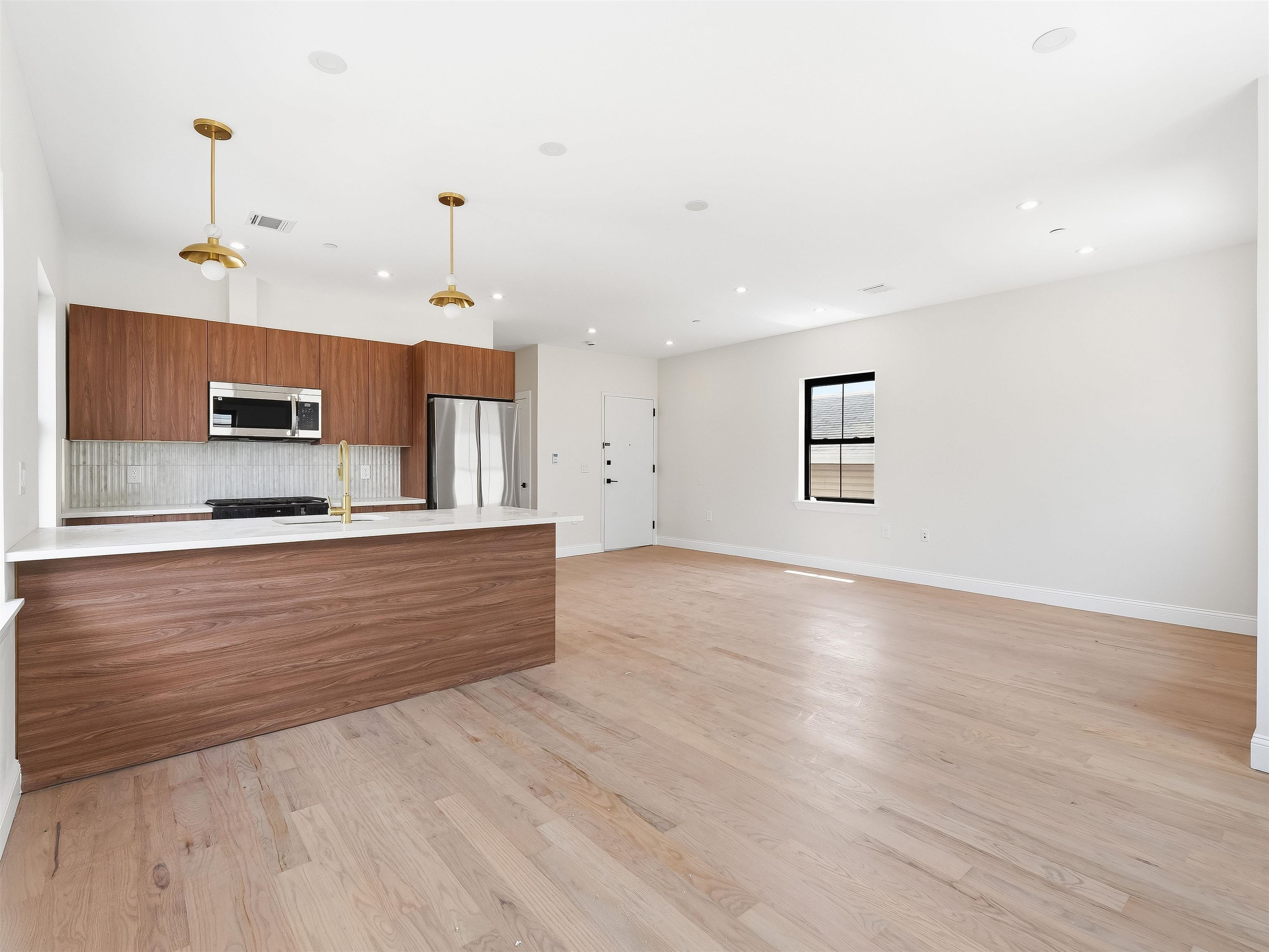 29 WELDON ST #3