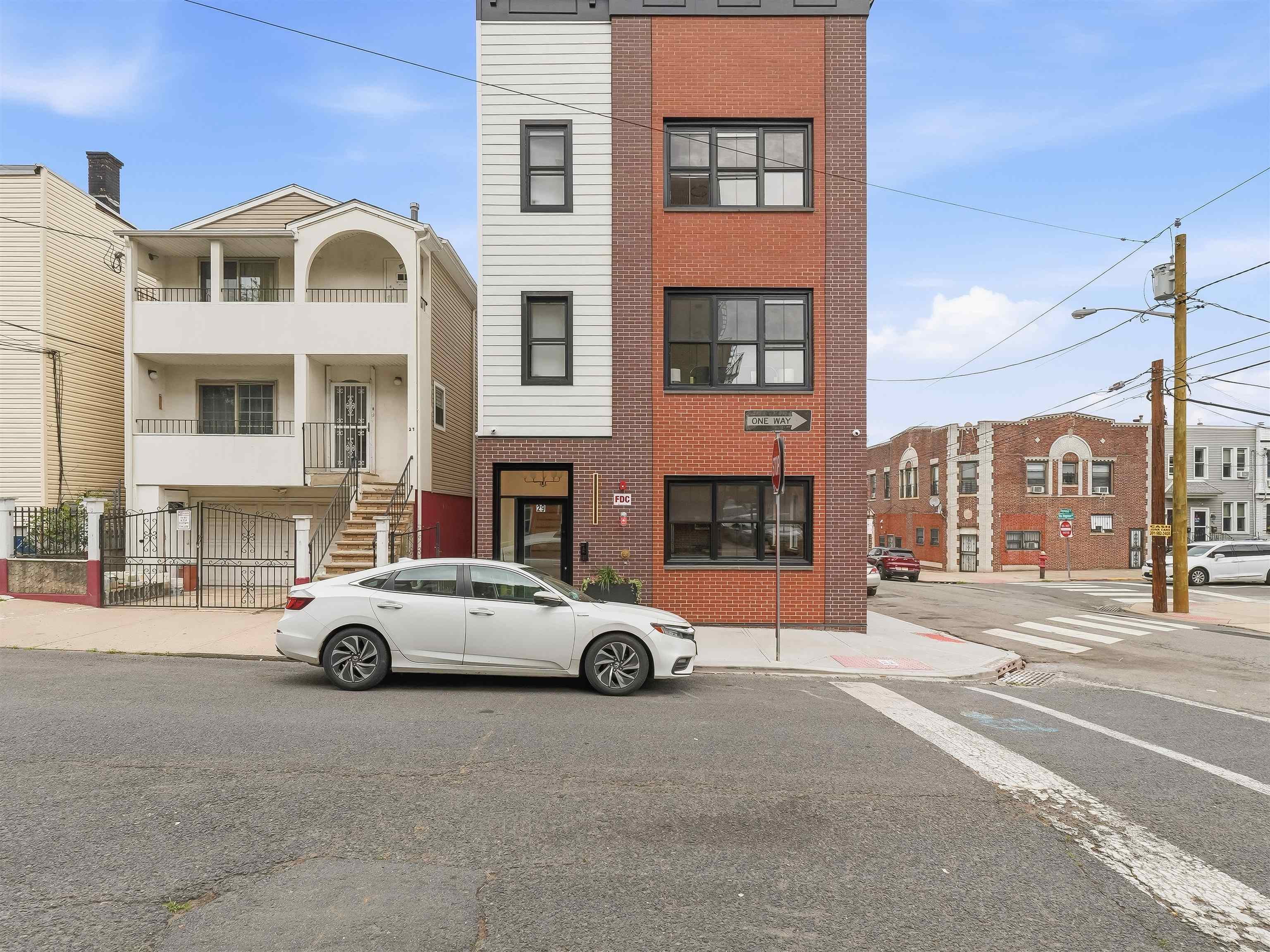 29 WELDON ST #3