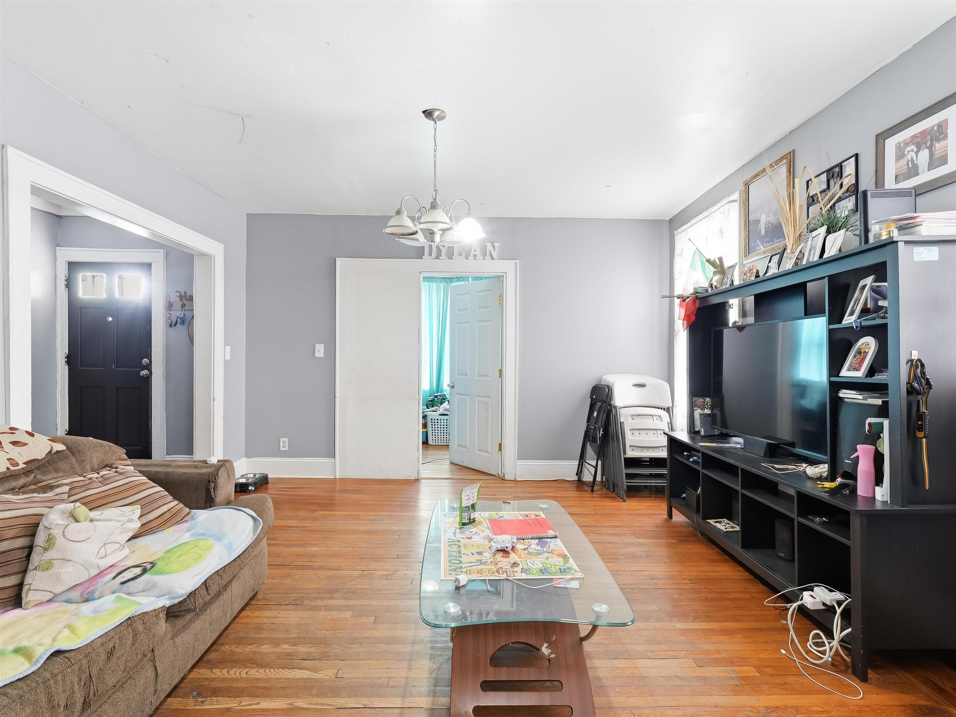 745 JERSEY AVE - Photo 3