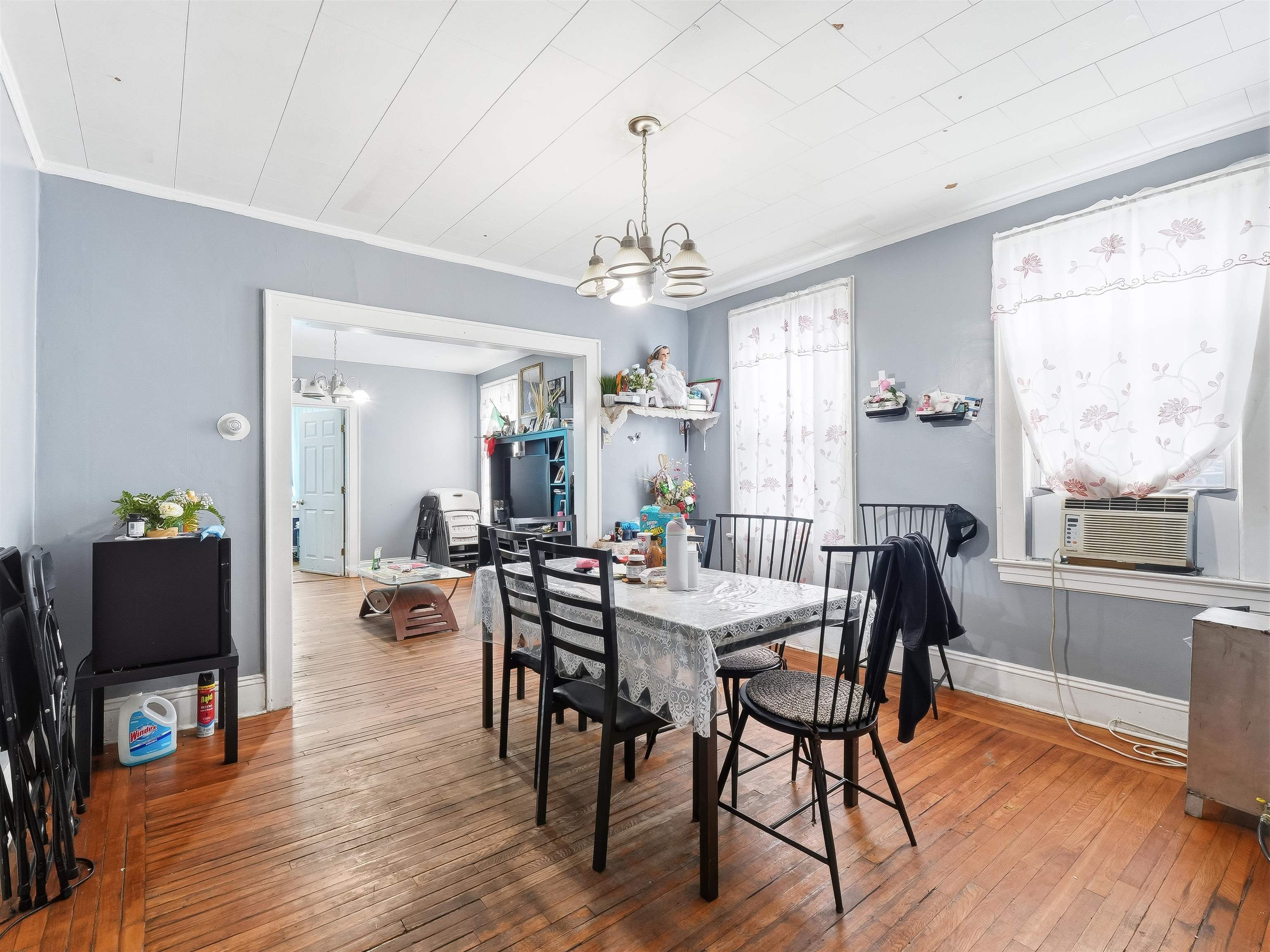 745 JERSEY AVE - Photo 4