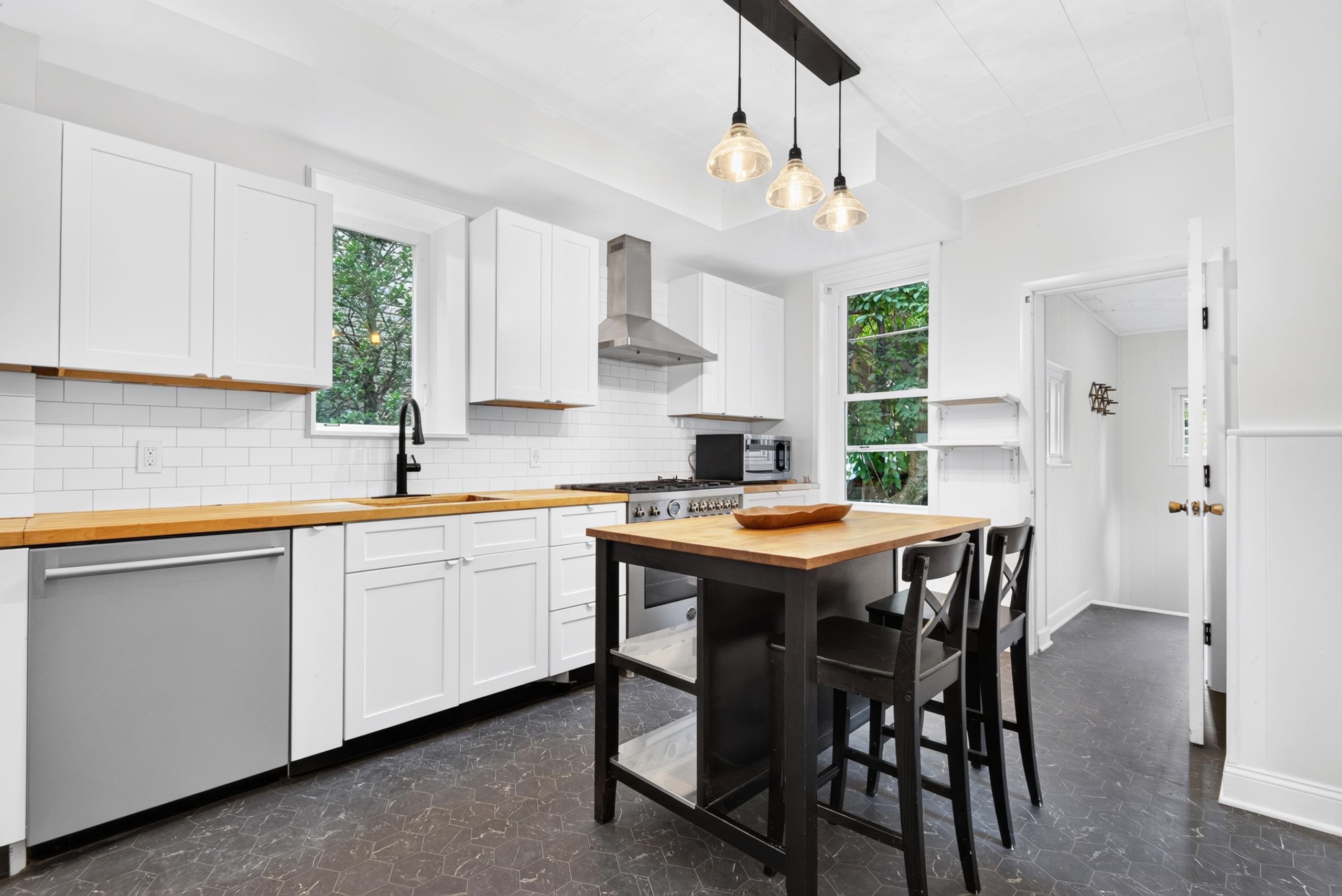 361-1 WEBSTER AVE #1