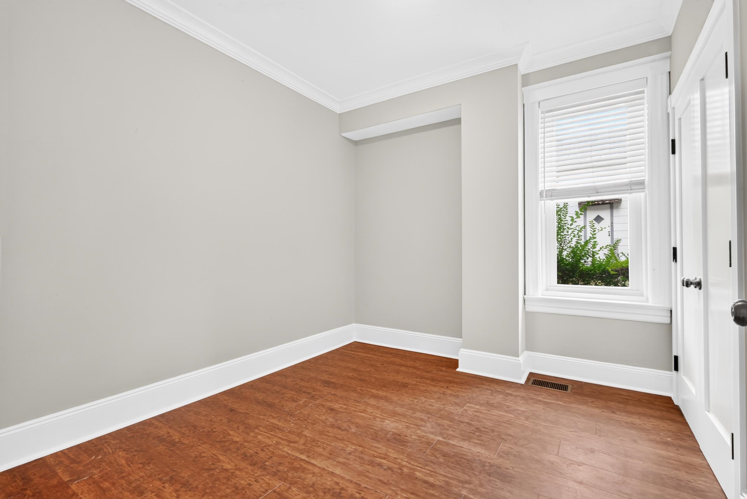 361-1 WEBSTER AVE #1