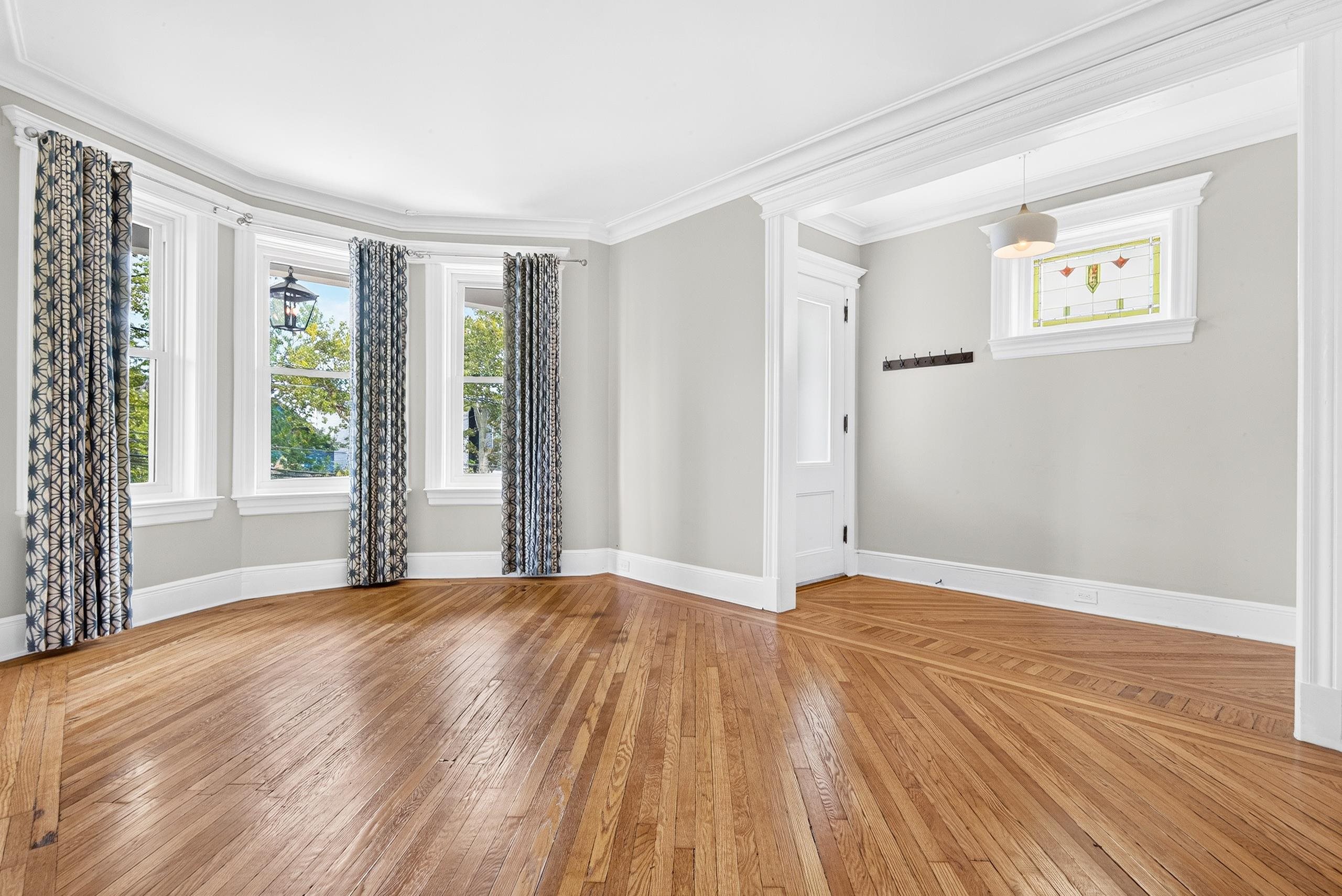 361-1 WEBSTER AVE #1