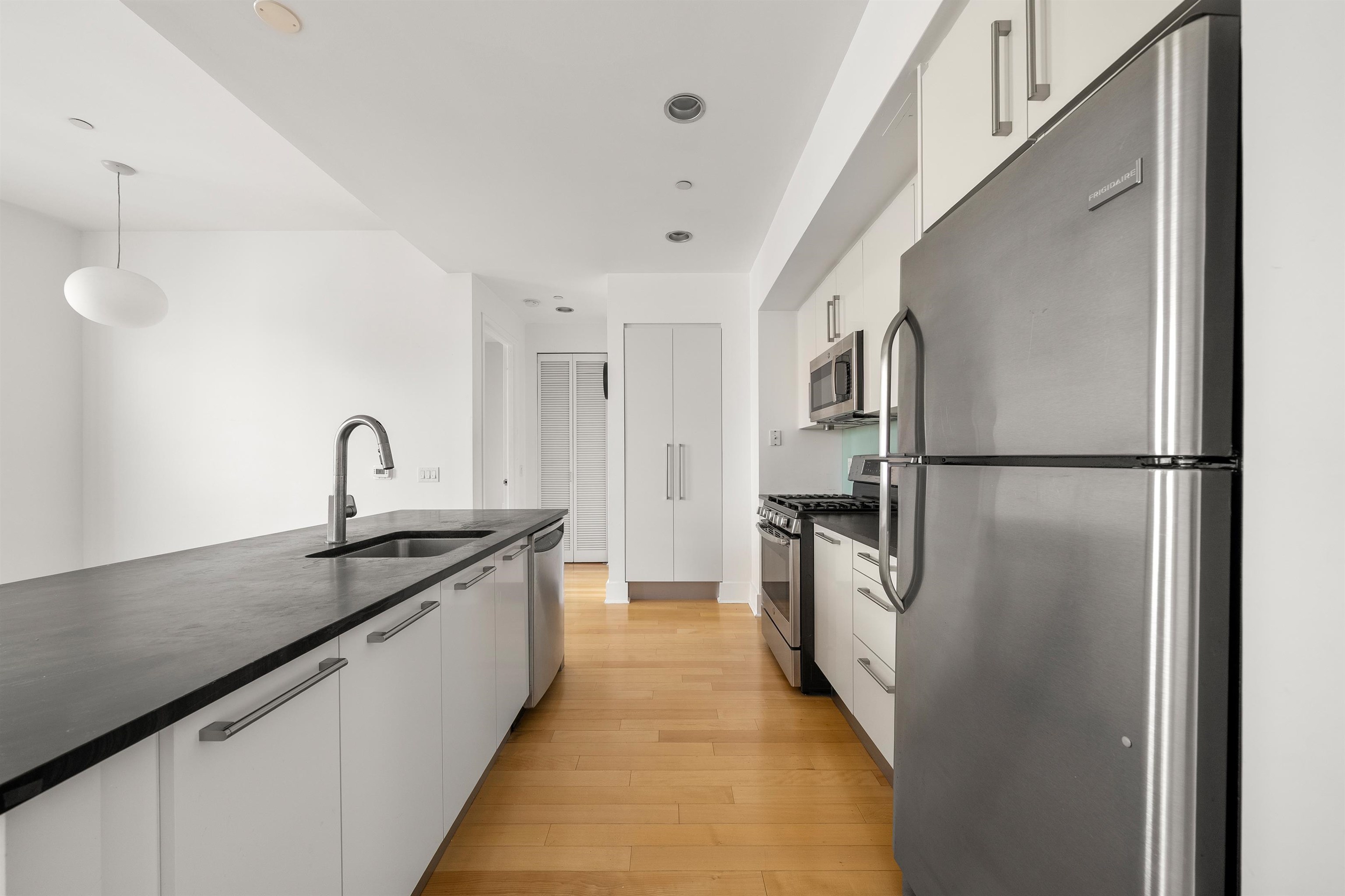 4 BEACON WAY #1804