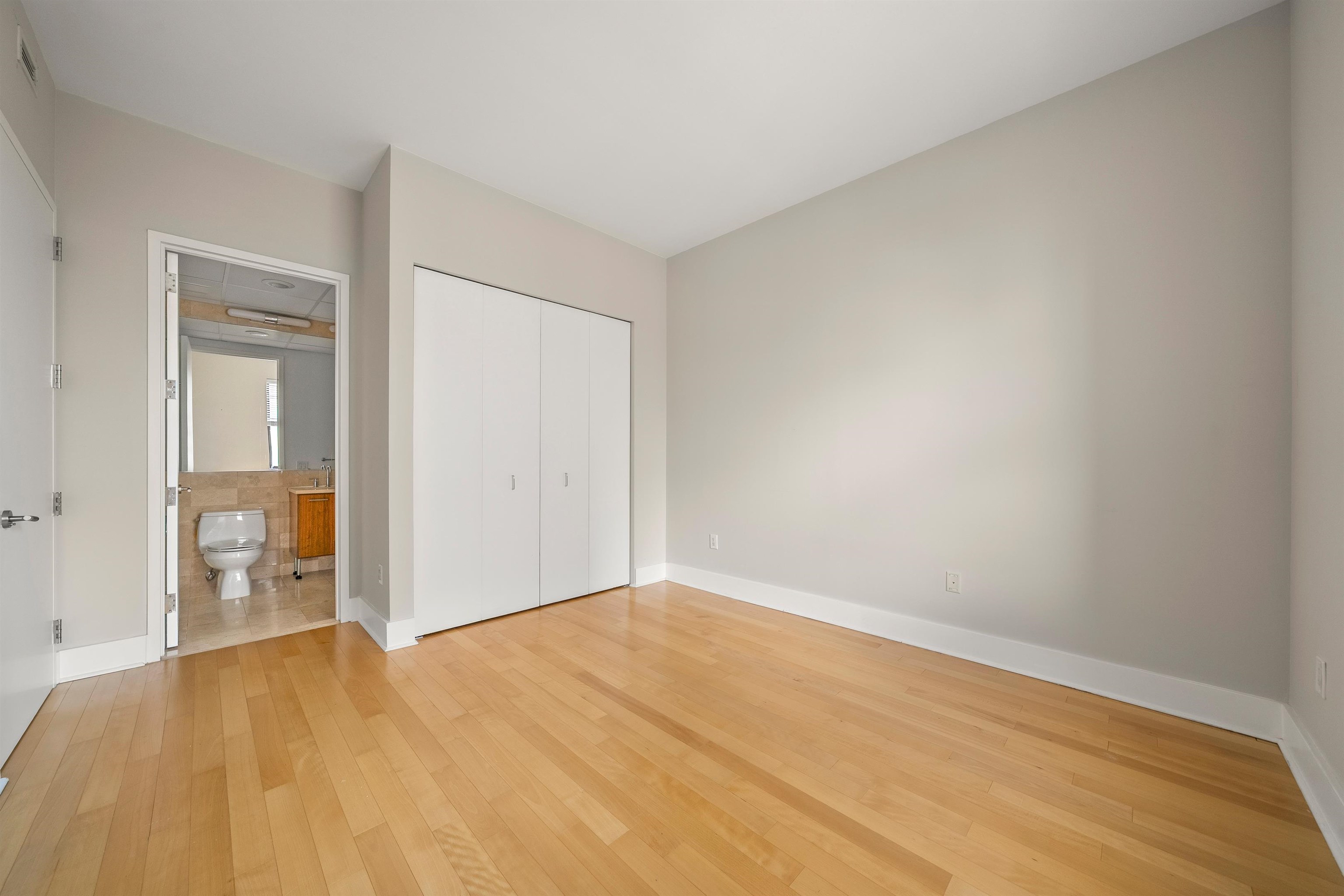4 BEACON WAY #1804