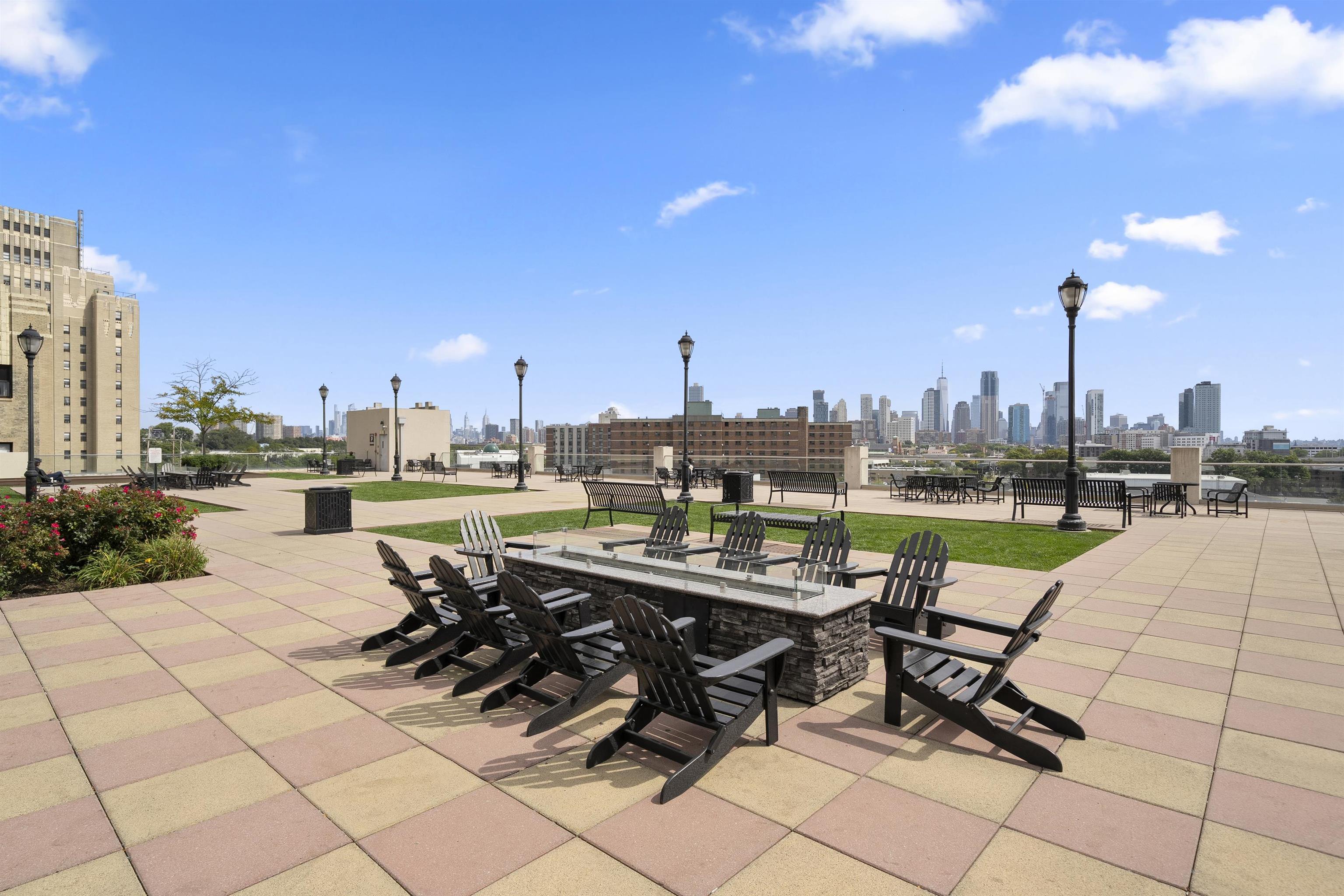 4 BEACON WAY #1804