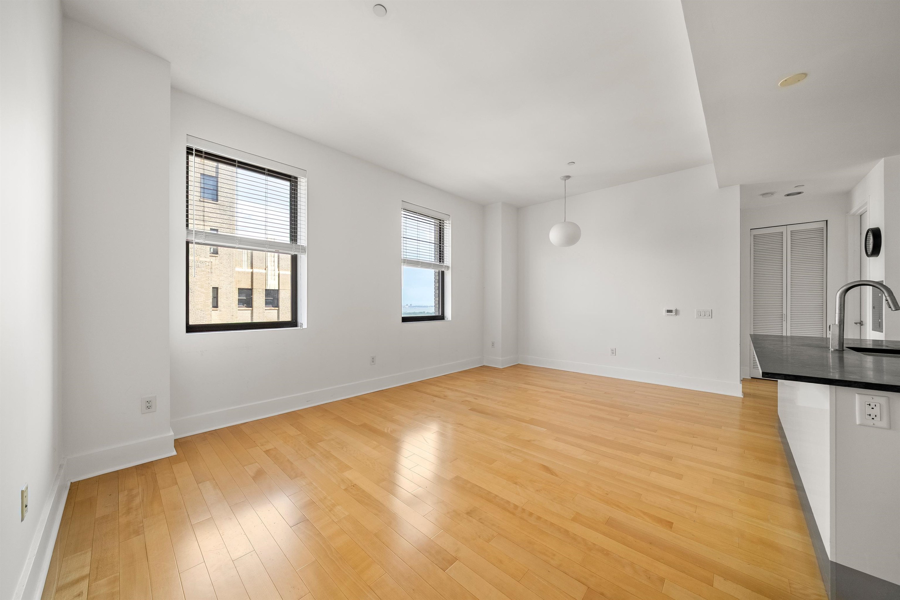 4 BEACON WAY #1804
