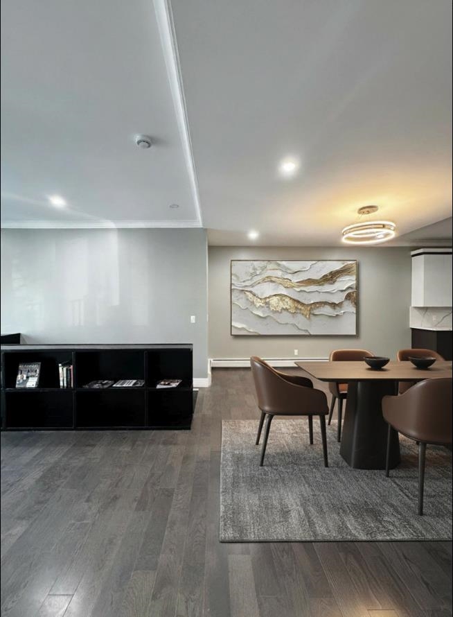 29 CARLTON AVE #1