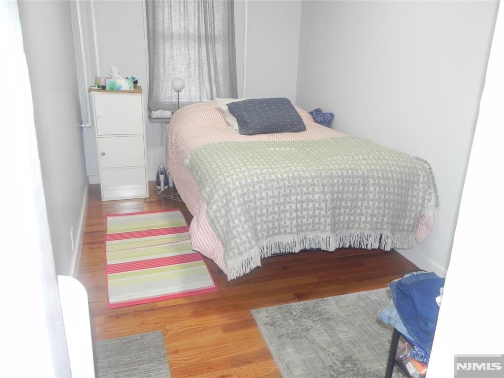 58 MARSHALL AVE