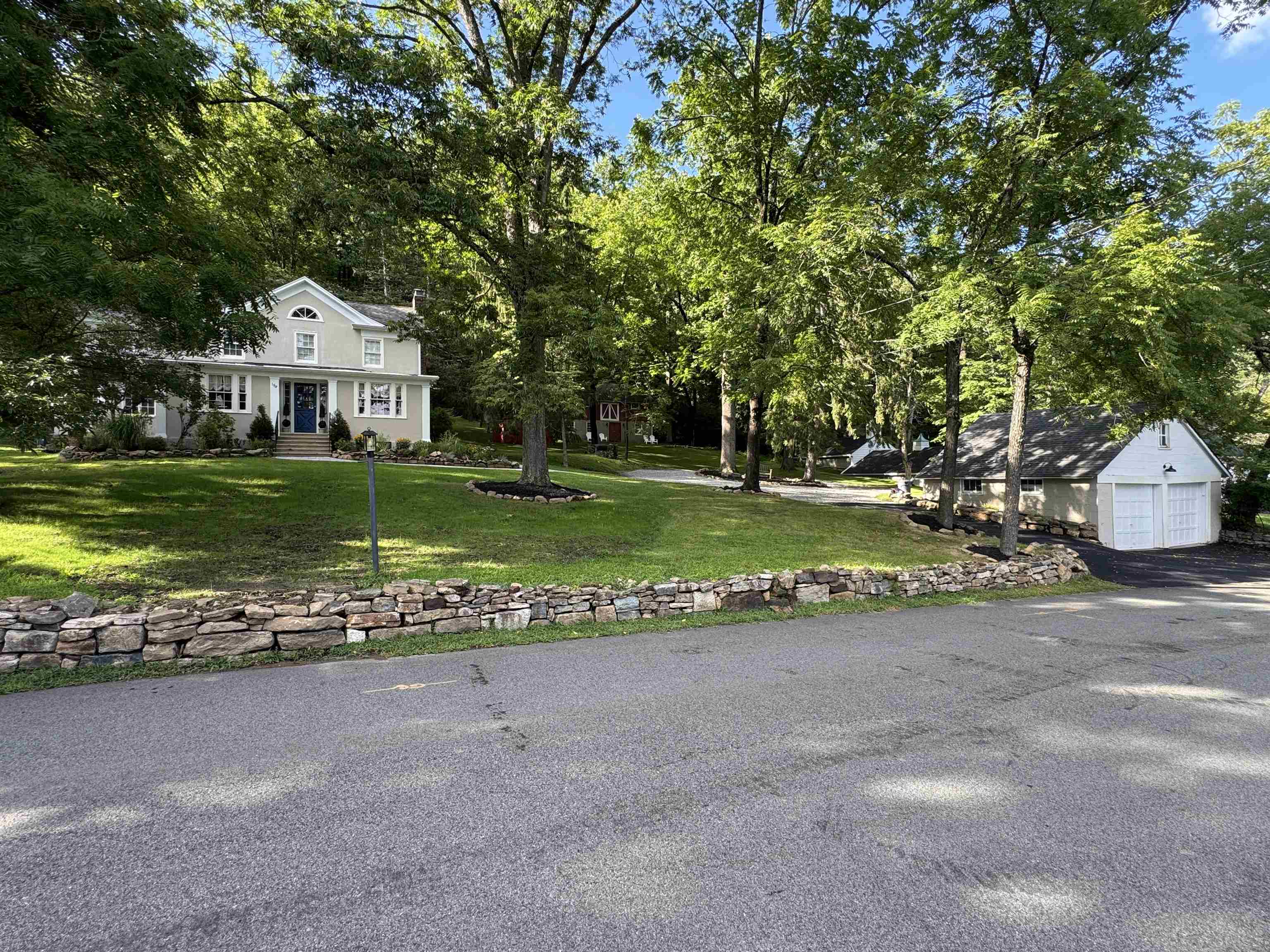 159 MOUNTAINSIDE RD - Photo 4