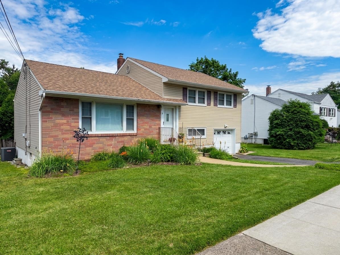 9 WESTMINSTER TERRACE - Photo 3